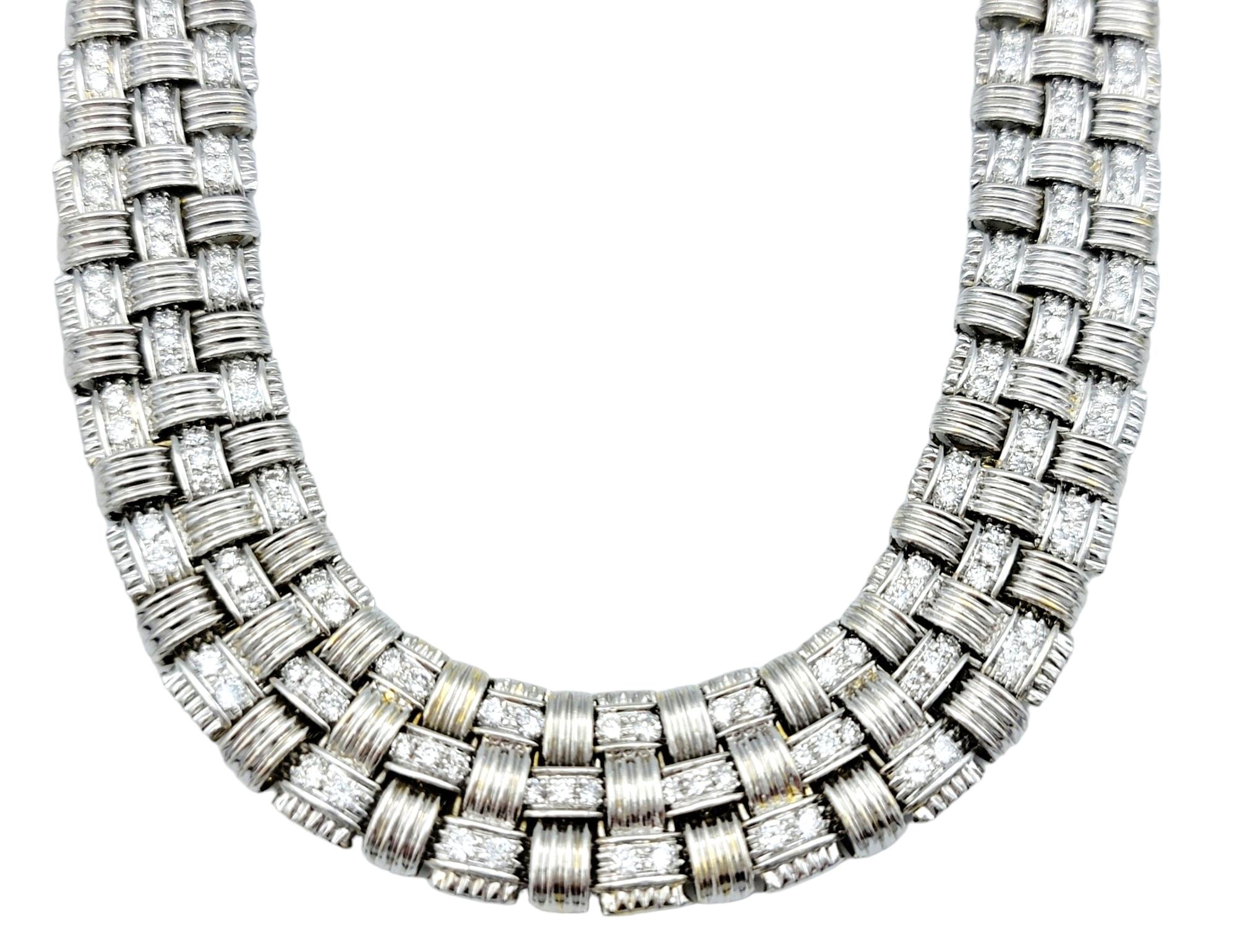 Contemporary Roberto Coin Appassionata Diamond Collar Necklace Set in 18 Karat White Gold For Sale