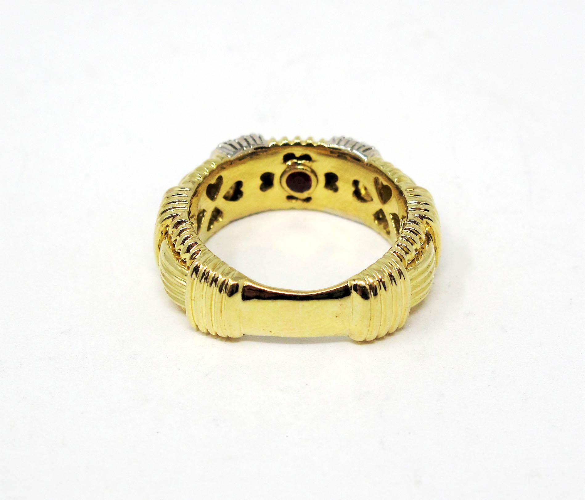 Contemporary Roberto Coin Appassionata Pavé Diamond Woven Band Ring 18 Karat Yellow Gold 7 For Sale