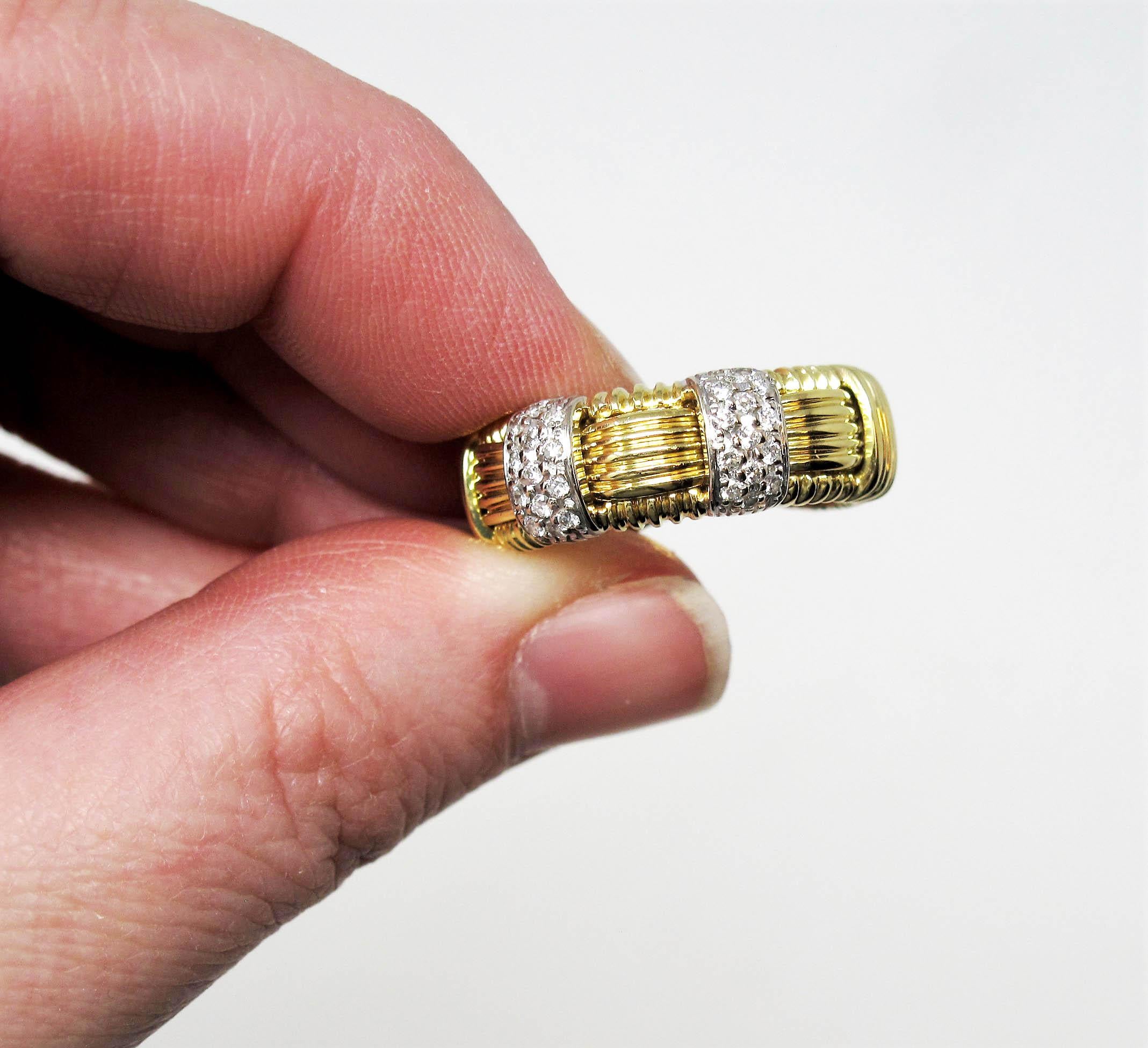 Women's Roberto Coin Appassionata Pavé Diamond Woven Band Ring 18 Karat Yellow Gold 7 For Sale
