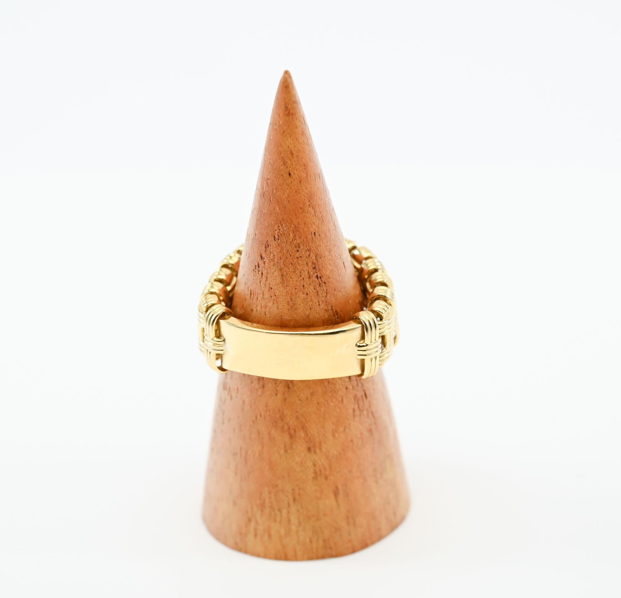 Roberto Coin Appassionata Ring with Diamonds In Excellent Condition For Sale In Darnestown, MD