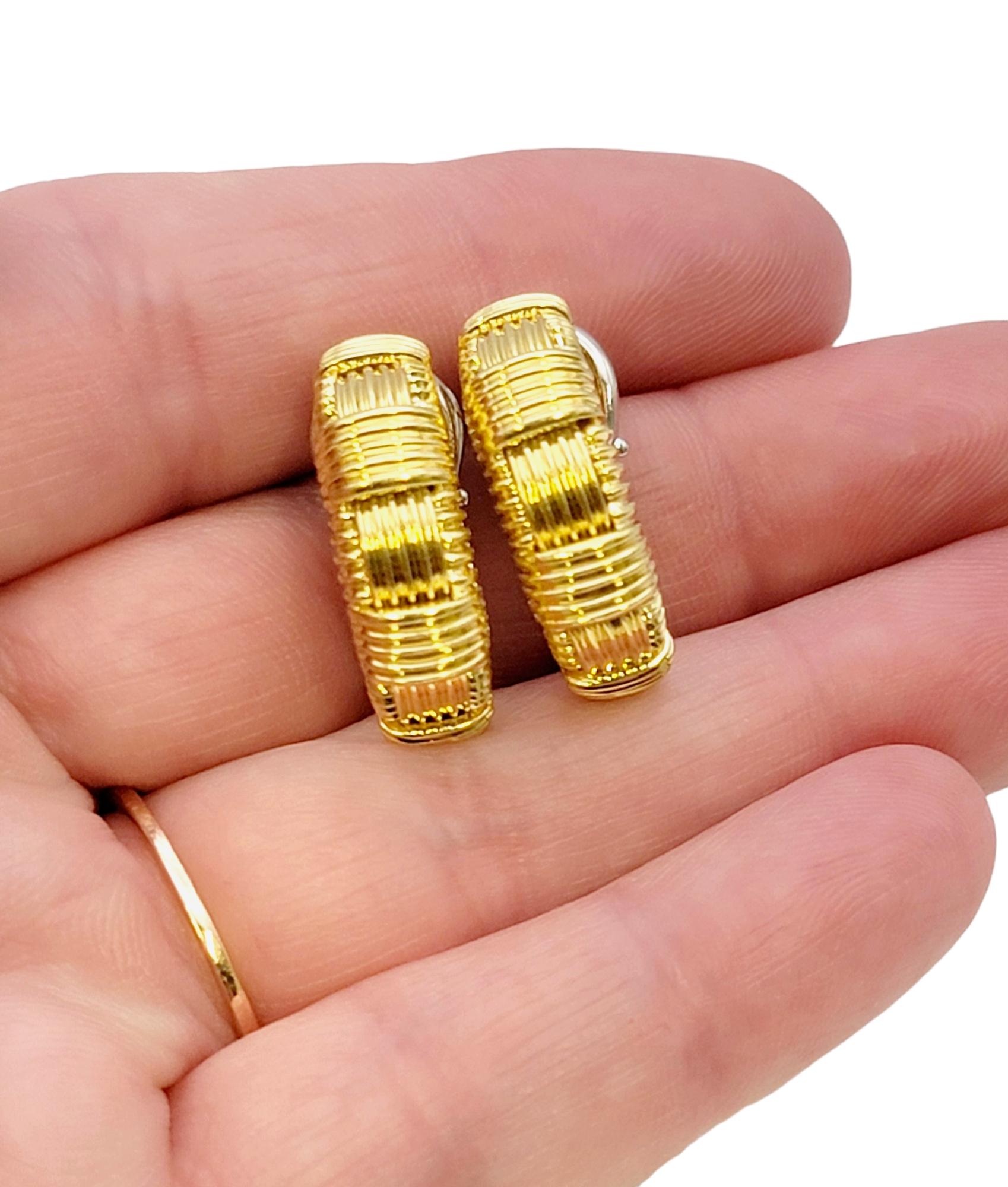 Roberto Coin Appassionata Textured Half Hoop Pierced Earrings in 18 Karat Gold For Sale 3