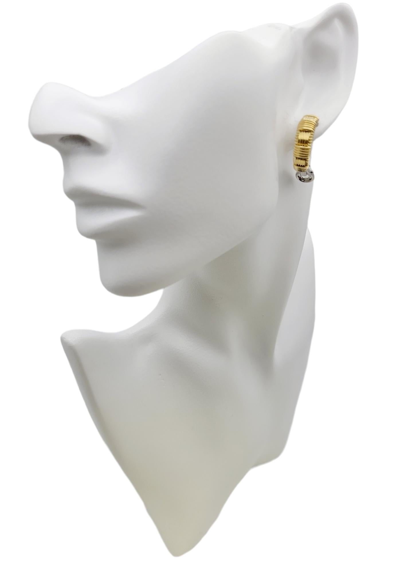 Roberto Coin Appassionata Textured Half Hoop Pierced Earrings in 18 Karat Gold For Sale 5