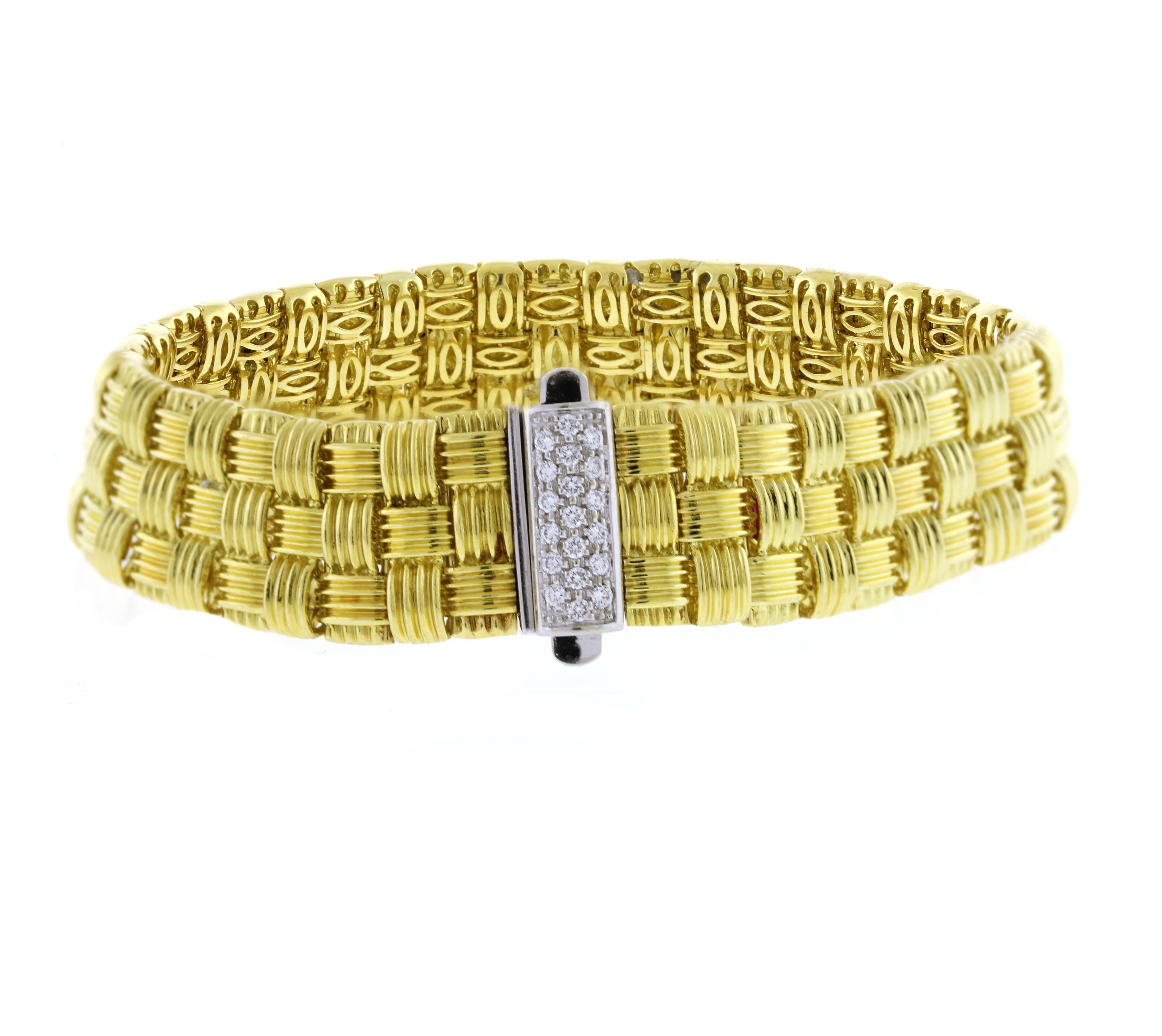 This Roberto Coin diamond bracelet is showcased of the Appassionata collection. Considered a work of art, the 18kt yellow gold piece features three woven rows, creating a basket weave pattern that is rich and luxurious. 
♦ Designer: Roberto Coin
♦