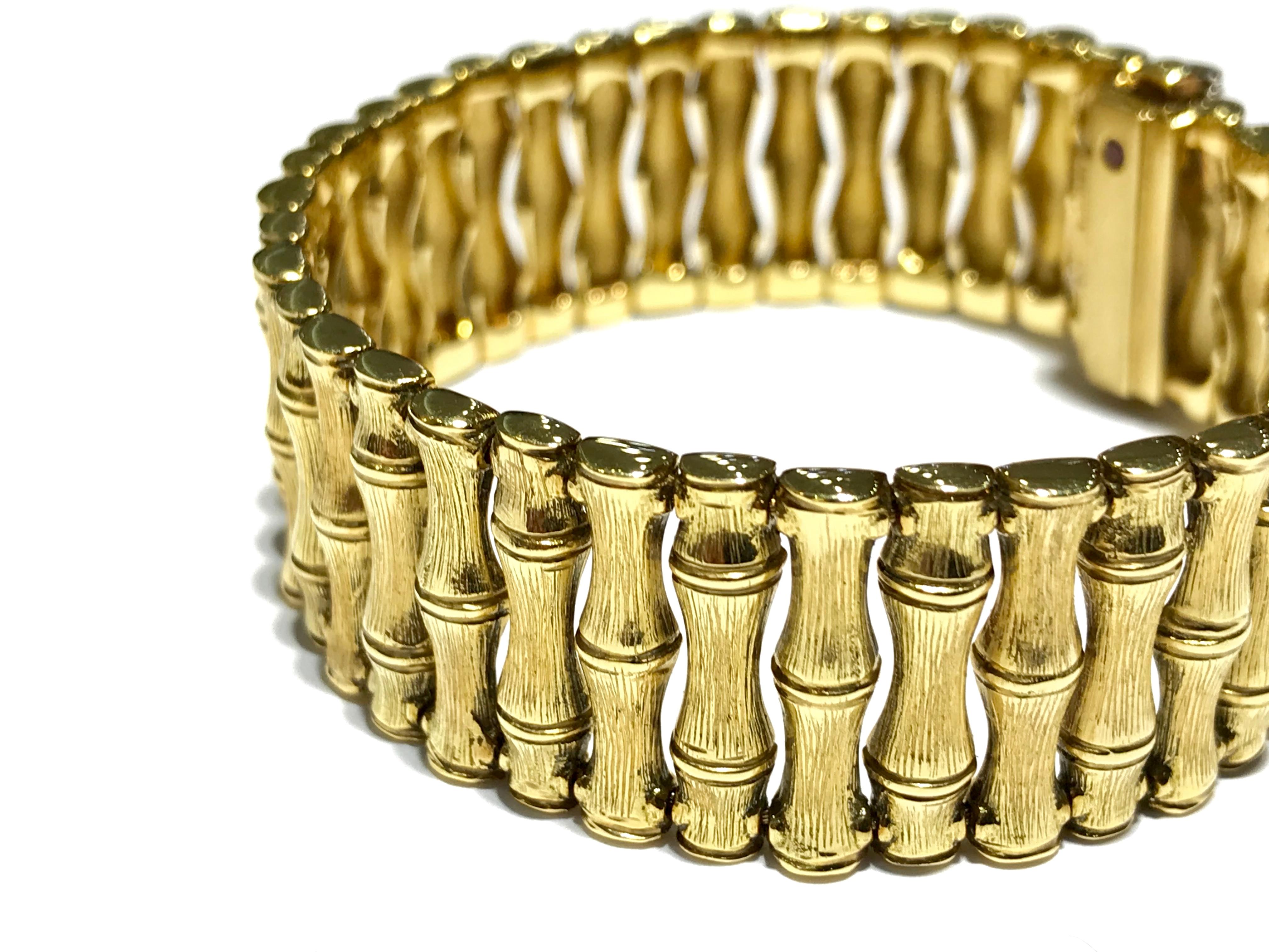 Roberto Coin Bamboo Bracelet in 18 Karat Yellow Gold In New Condition For Sale In Toronto, Ontario