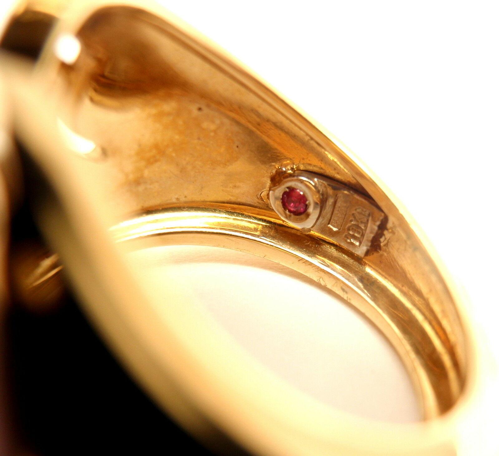 Roberto Coin Capri Diamond Pink Enamel Heart Yellow Gold Ring In Excellent Condition In Holland, PA