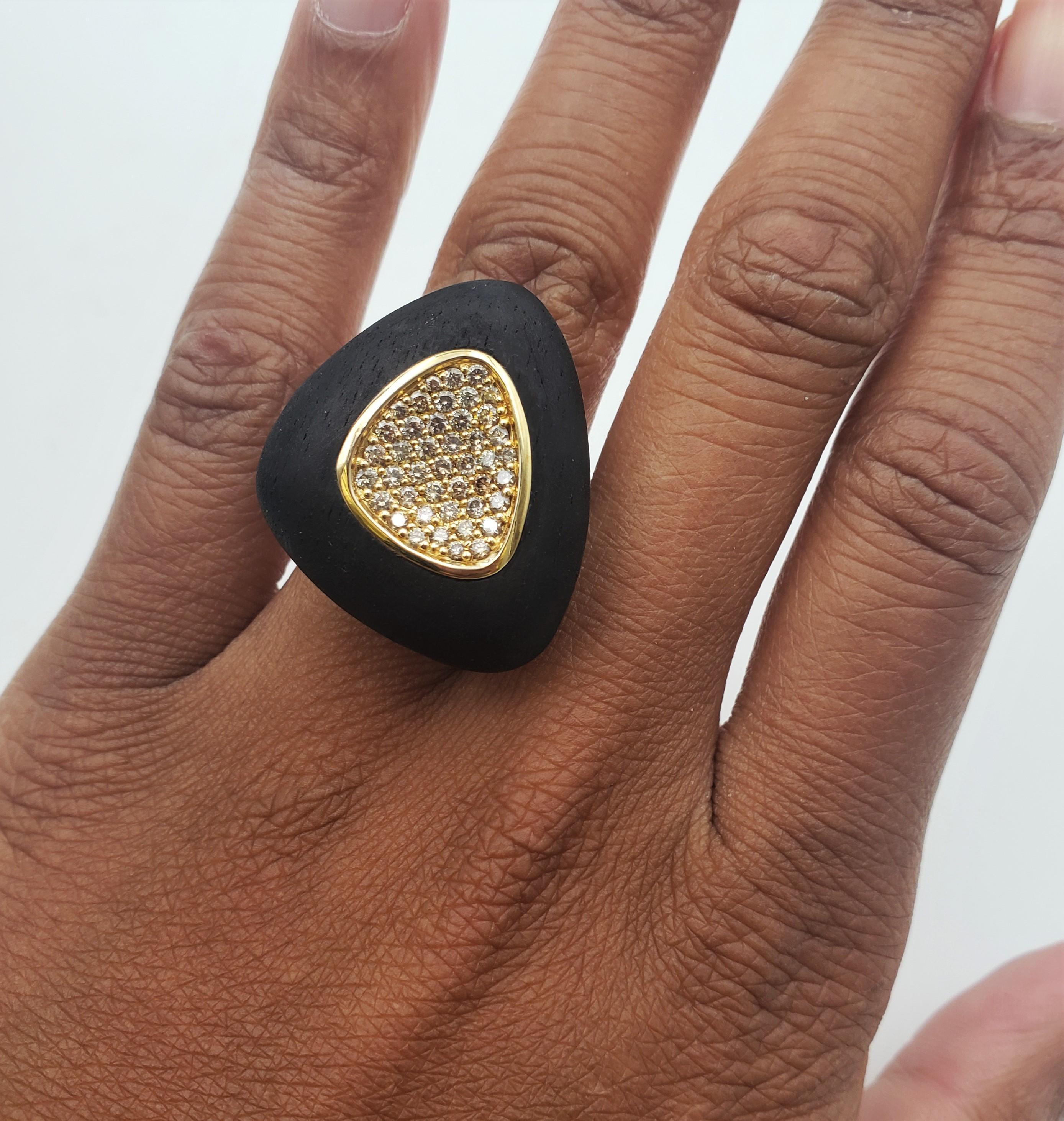 Roberto Coin 'Capri Plus' Ebony Wood and Diamond Ring In Excellent Condition In New York, NY