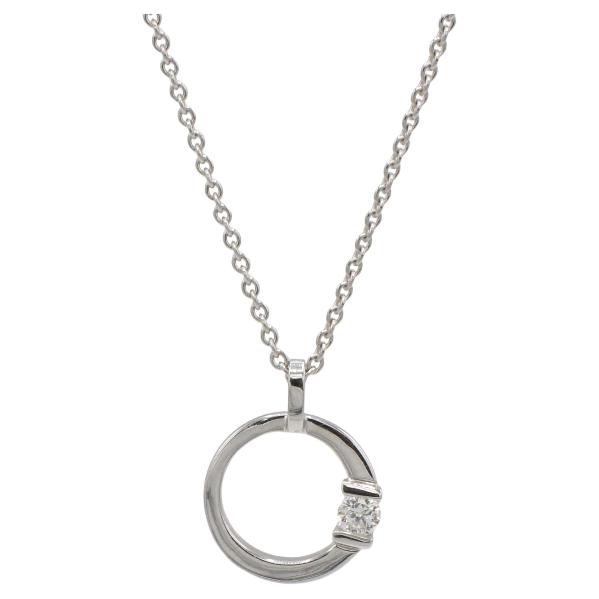 Roberto Coin Cento Collier pendentif en or blanc 18K à diamant naturel en cercle ouvert en vente