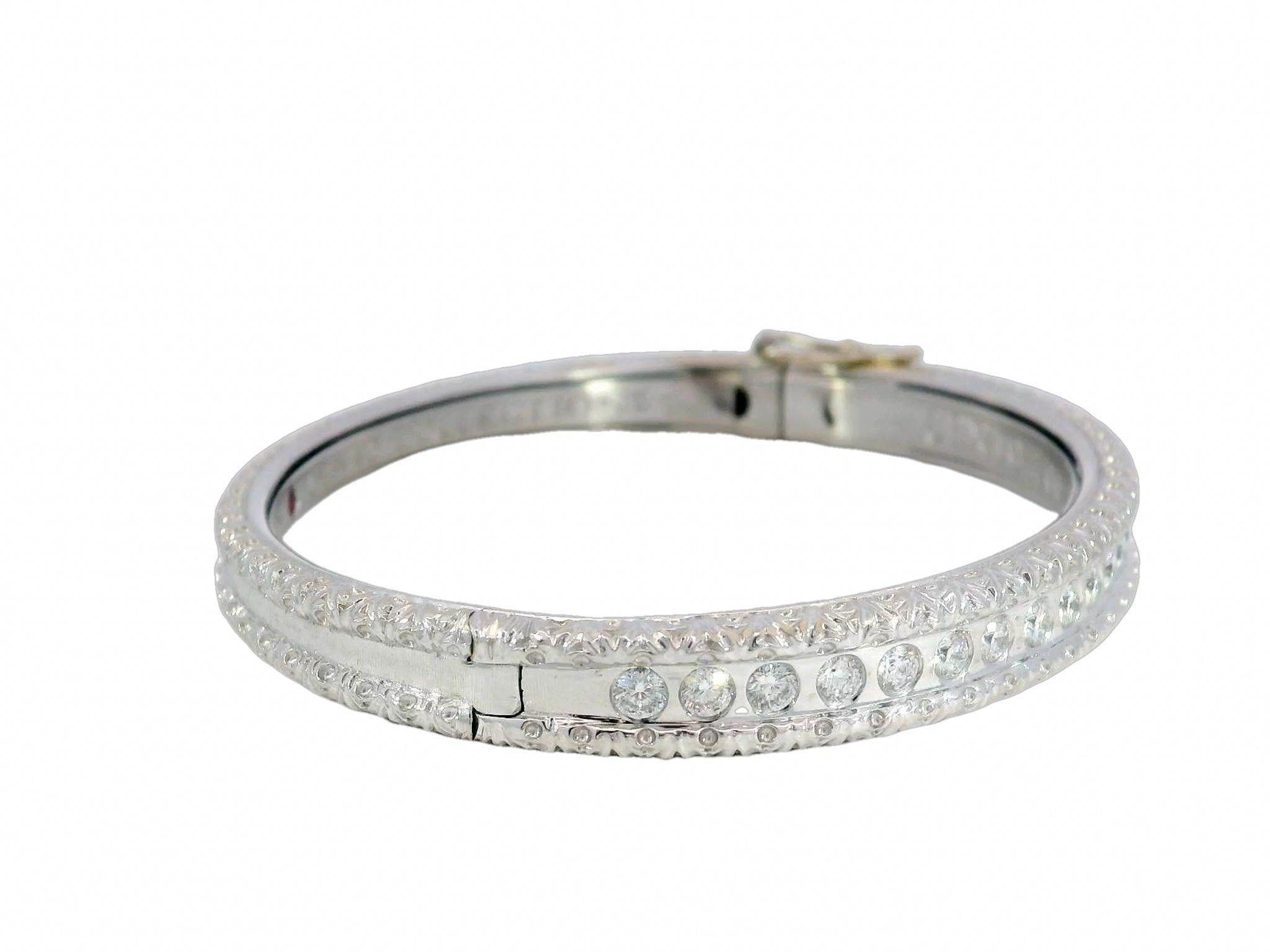 Round Cut Roberto Coin Cento Collection 18K White Gold and Diamond Thin Bangle Bracelet