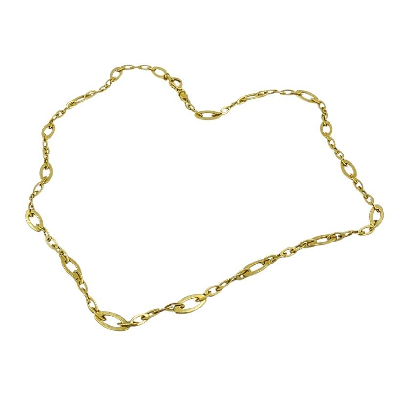 Roberto Coin Chain Link Necklace 18k Gold In Good Condition For Sale In Beverly Hills, CA