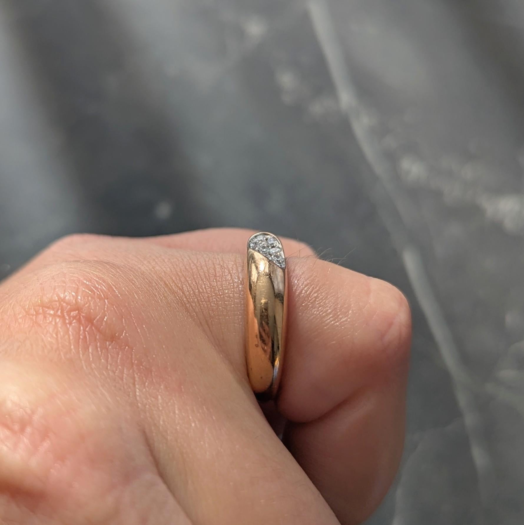 Roberto Coin Zeitgenössischer Diamant 18 Karat zweifarbiges Gold gewölbter Capri Band Ring im Angebot 8