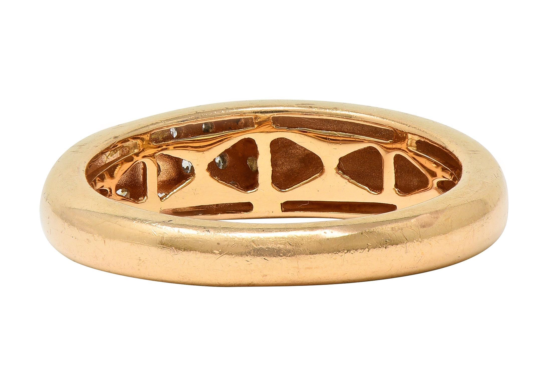 Roberto Coin Zeitgenössischer Diamant 18 Karat zweifarbiges Gold gewölbter Capri Band Ring im Angebot 2