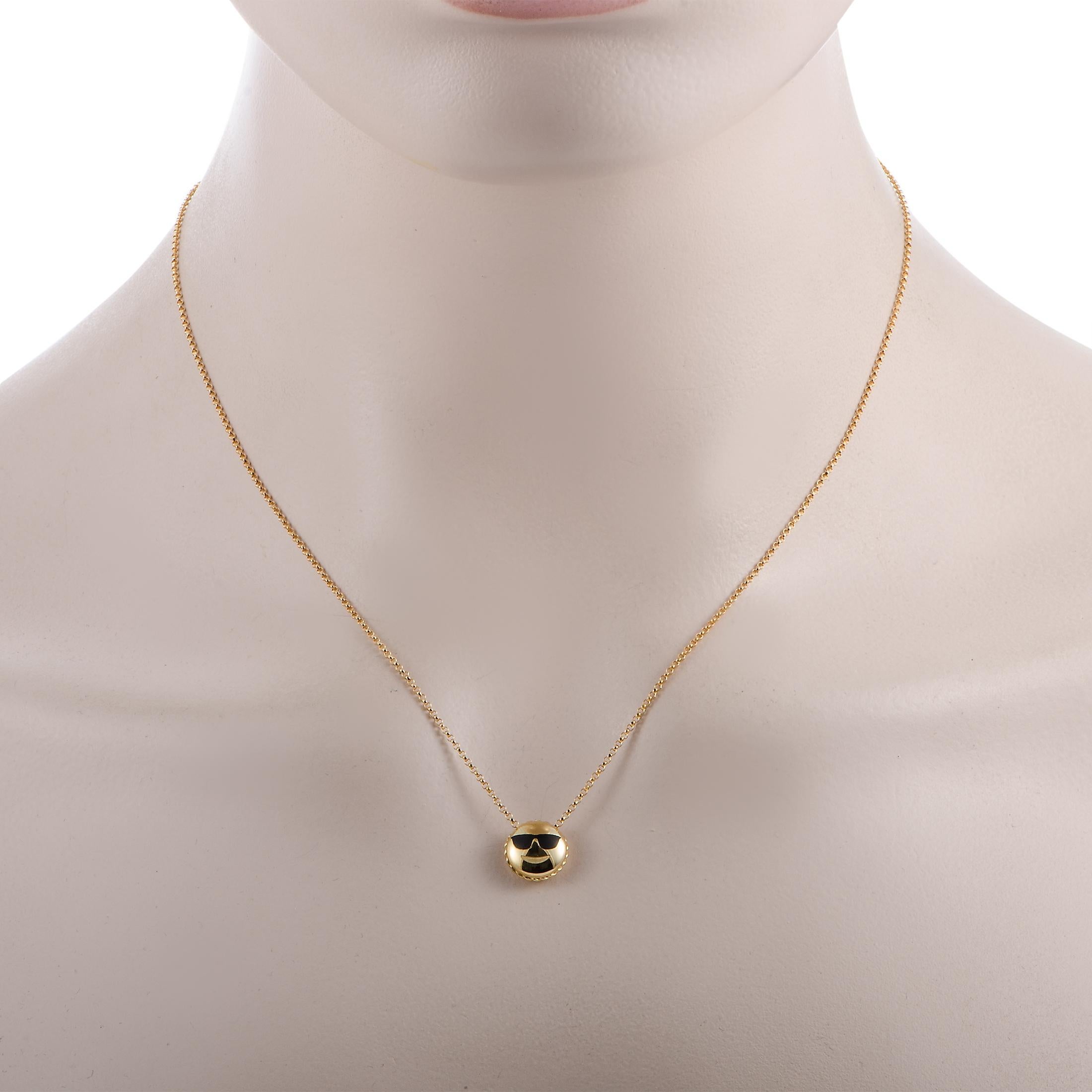 18 Karat Yellow Gold Pendant Necklace 
