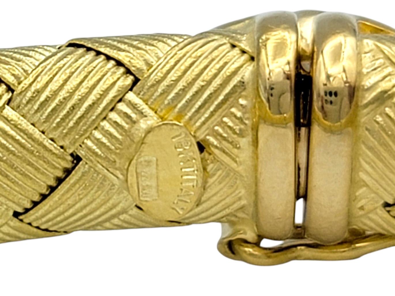 Roberto Coin Bracciale flessibile intrecciato con diamanti e zaffiri in oro 18 carati in vendita 2