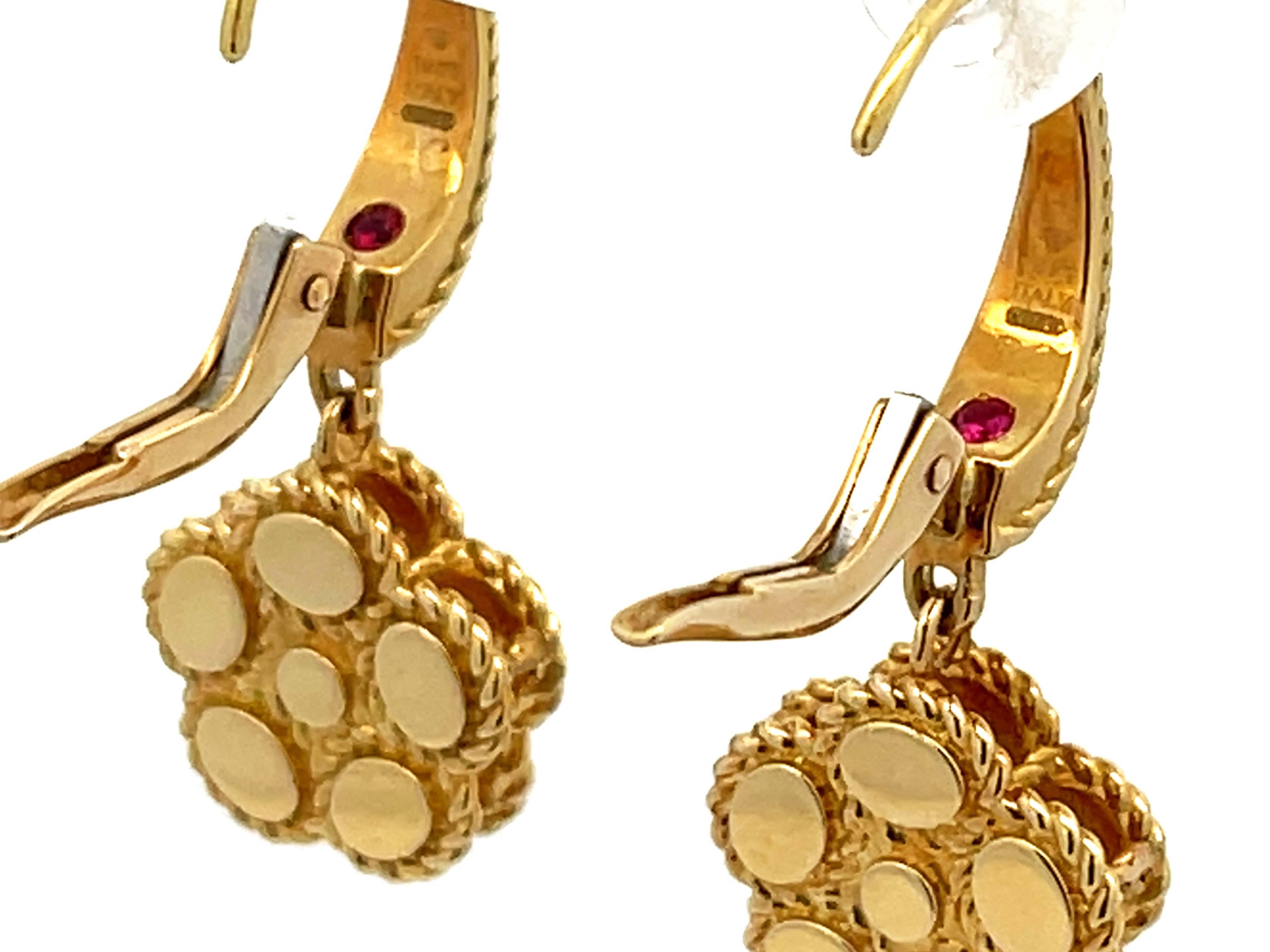 Women's or Men's Roberto Coin Diamond Daisy Drop Earrings in 18k Yellow Gold For Sale