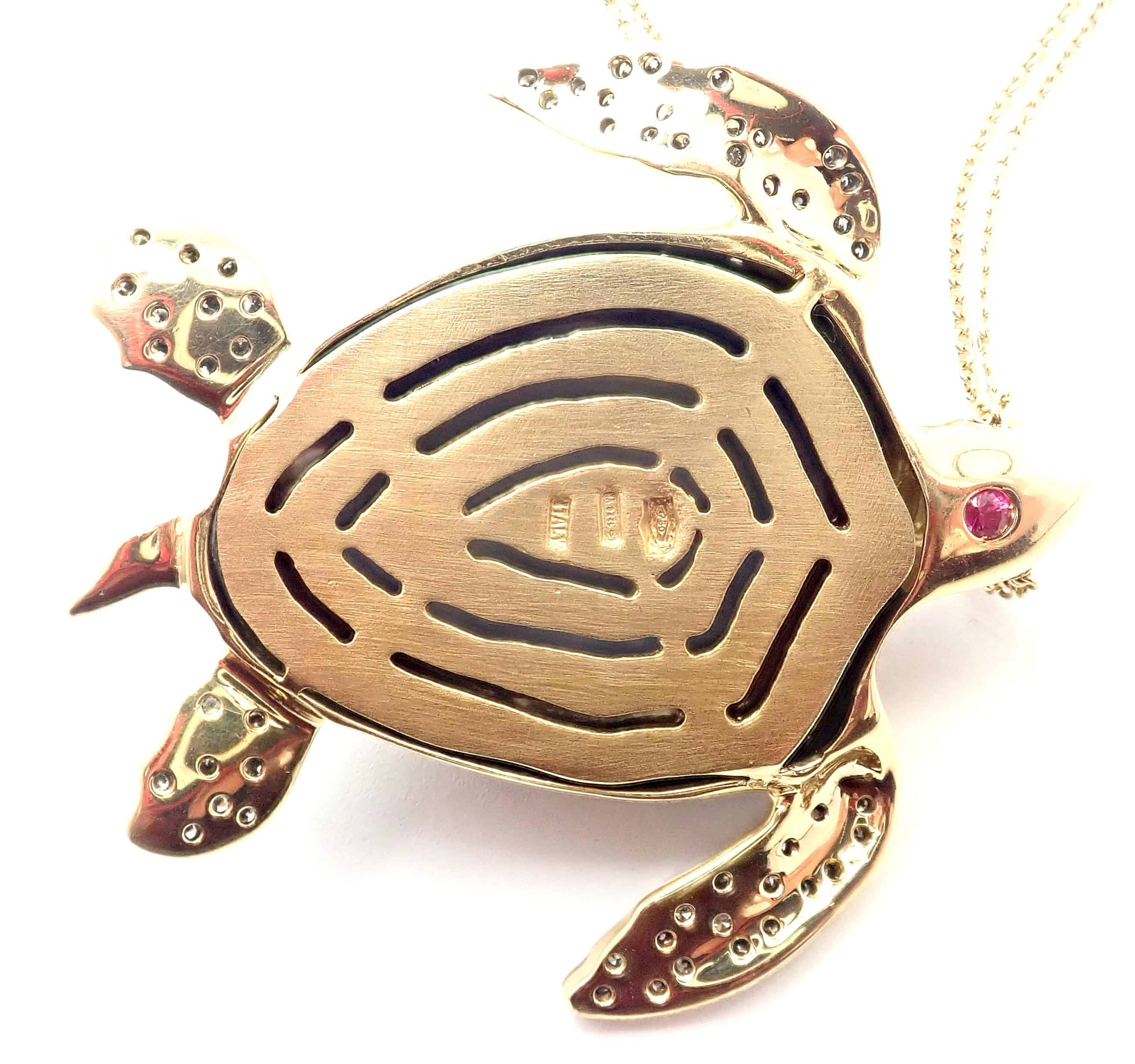 Roberto Coin Diamond Mother of Pearl Sea Turtle White Gold Pendant Necklace In New Condition In Holland, PA