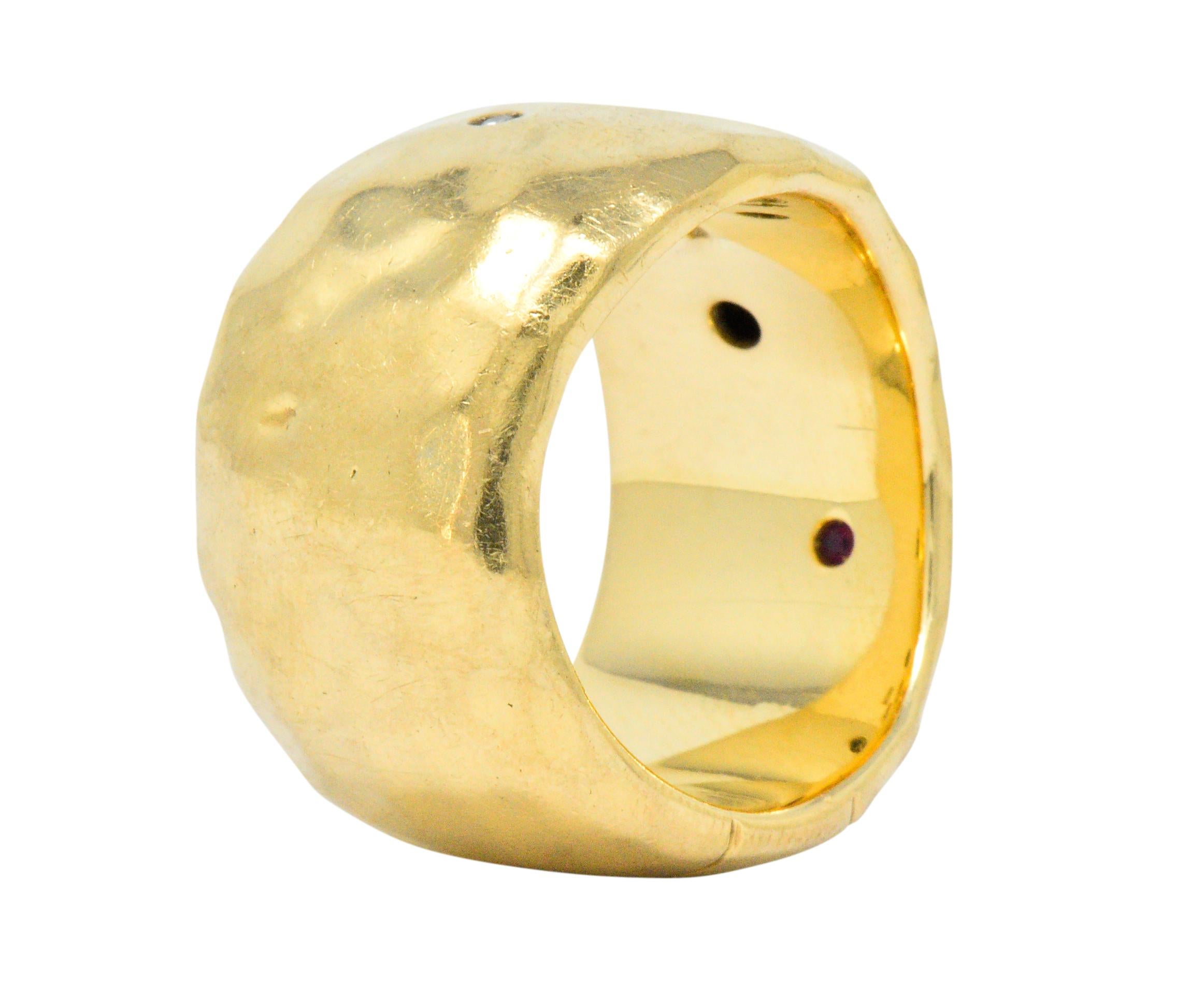 Round Cut Roberto Coin Diamond Ruby 18 Karat Gold Martellato Hammered Band Ring