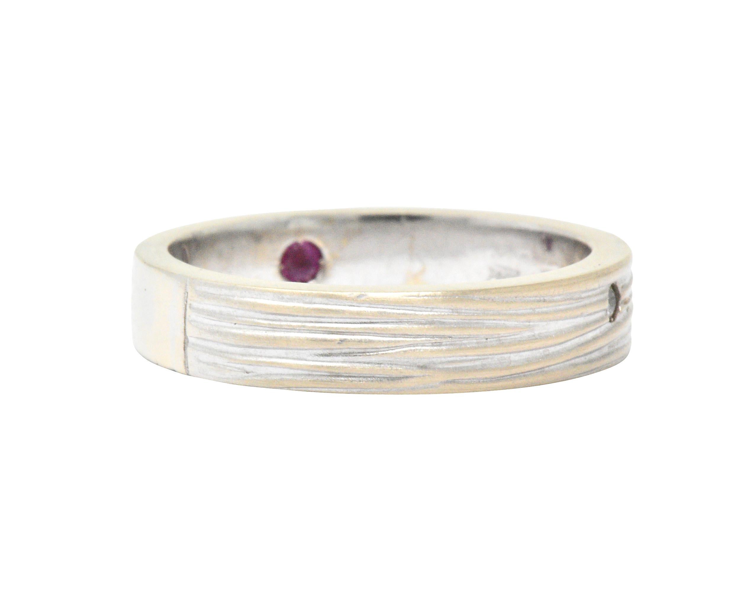 Modernist Roberto Coin Diamond Ruby 18 Karat White Gold Unisex Ring