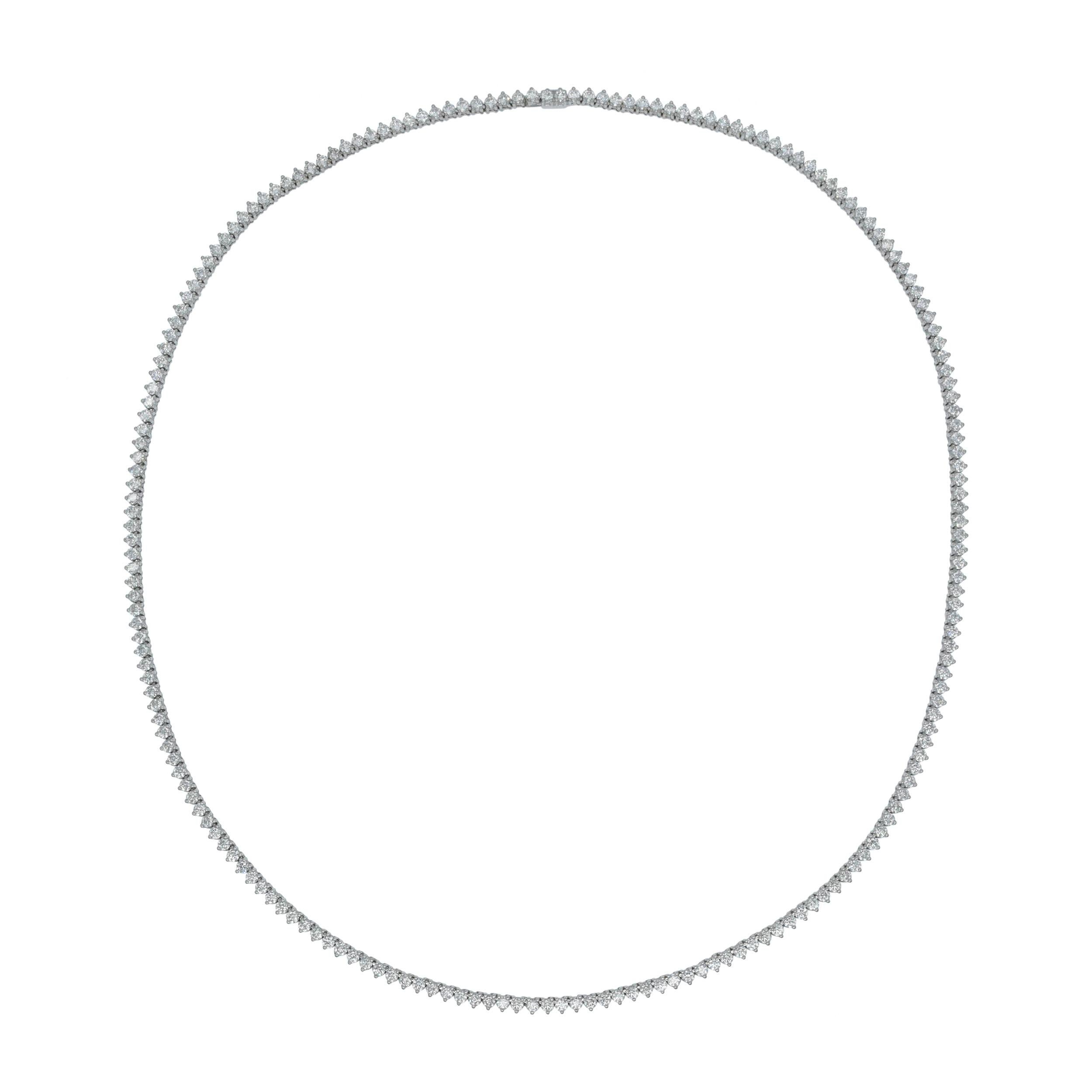 Roberto Coin Diamond Tennis Necklace In 18k white Gold For Sale 1