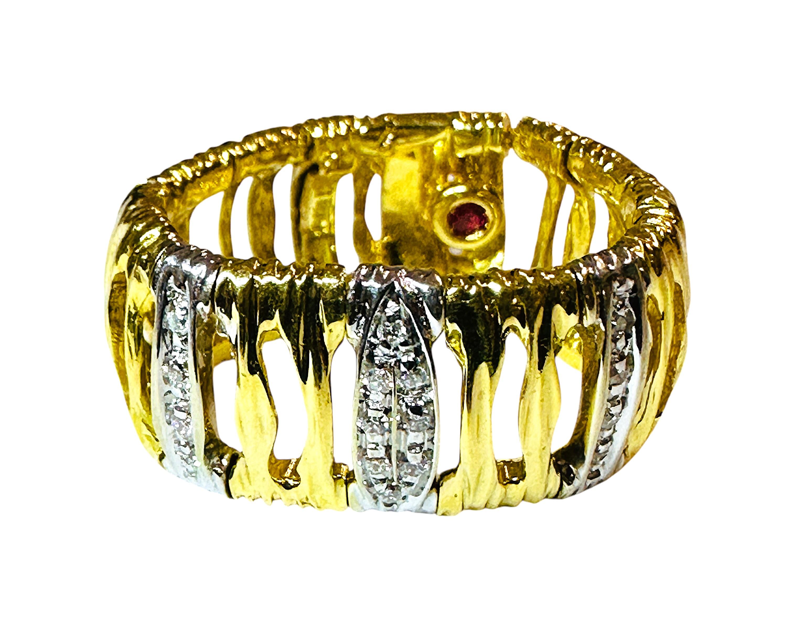 Roberto Coin Elephant Skin Domed Diamond 18k Yellow Gold Ring Size 6 4