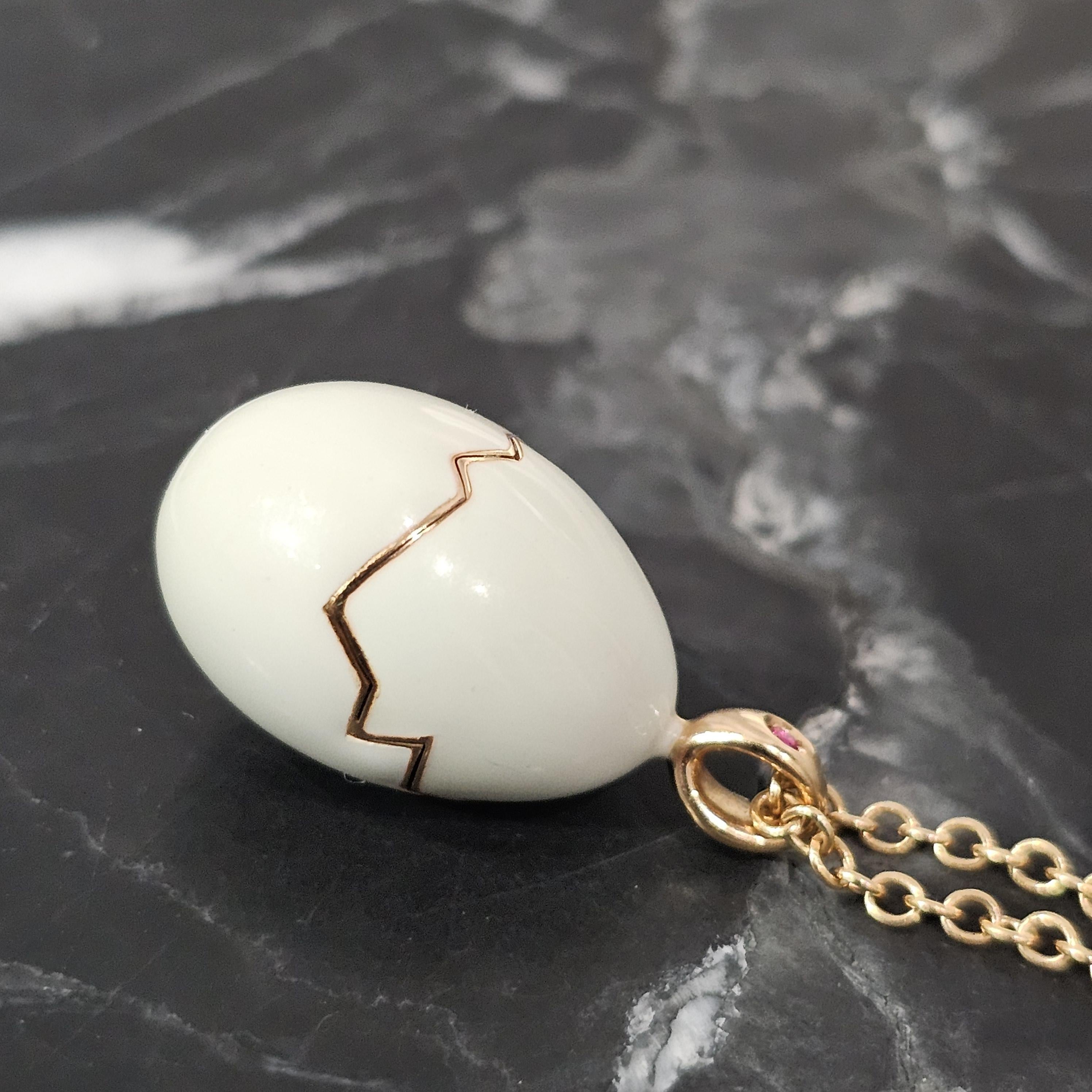Roberto Coin Enamel Egg Pendant 18k Rose Gold Rare Limited Edition Pendant For Sale 1