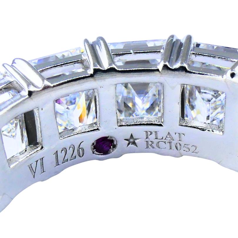 Bracelet éternel Coin Platine Diamant taille émeraude GIA - 11,36 carats en vente 2