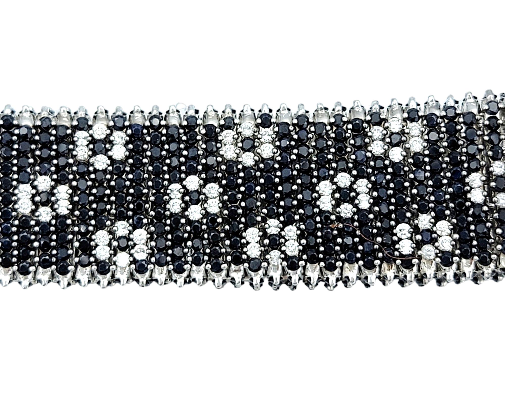 Roberto Coin Bracelet Fantasia en or blanc 18 carats avec diamants et saphirs bleus Pour femmes en vente