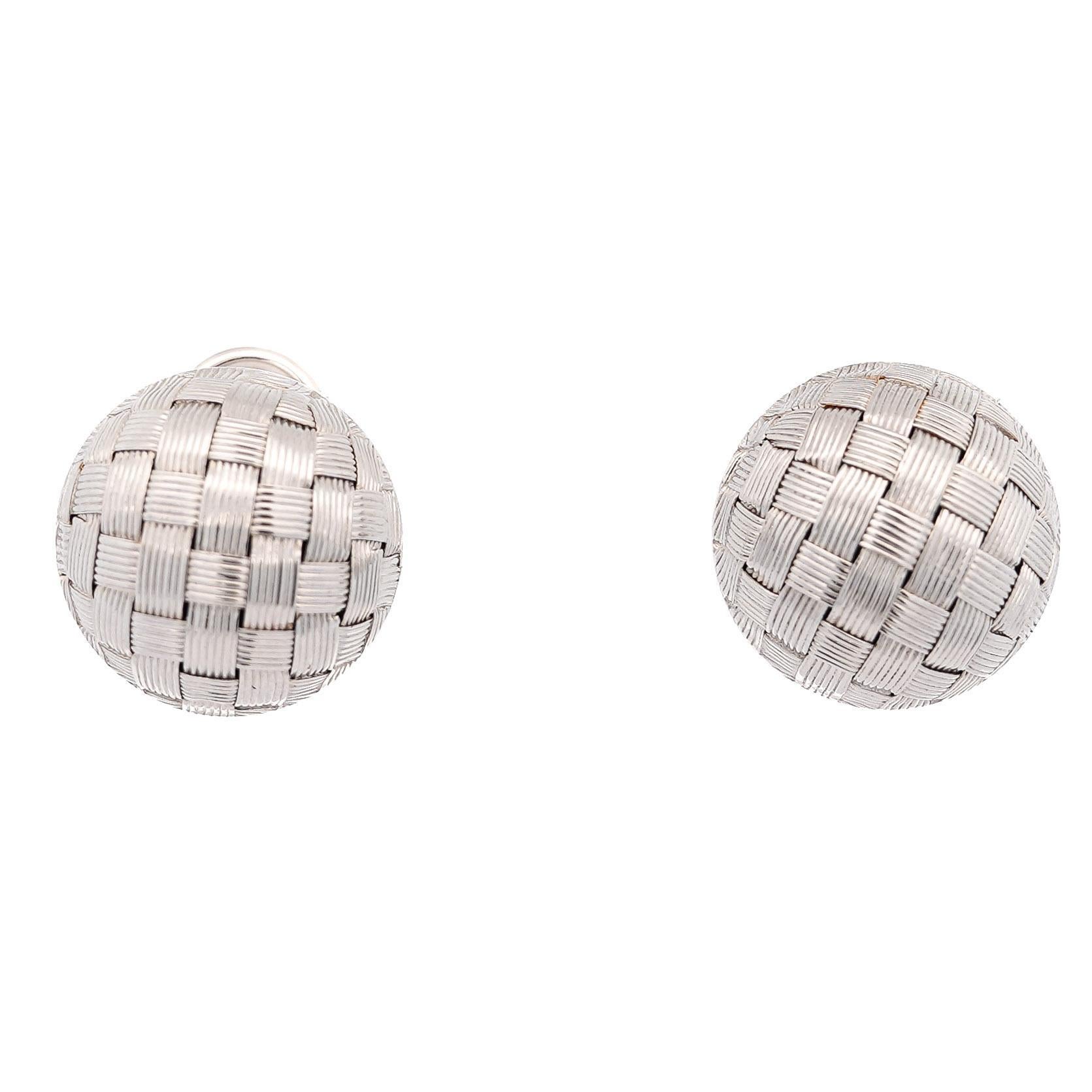 Donna Roberto Coin Orecchini Appassionata in oro bianco 18 carati a forma di tondo intrecciato e smerigliato in vendita