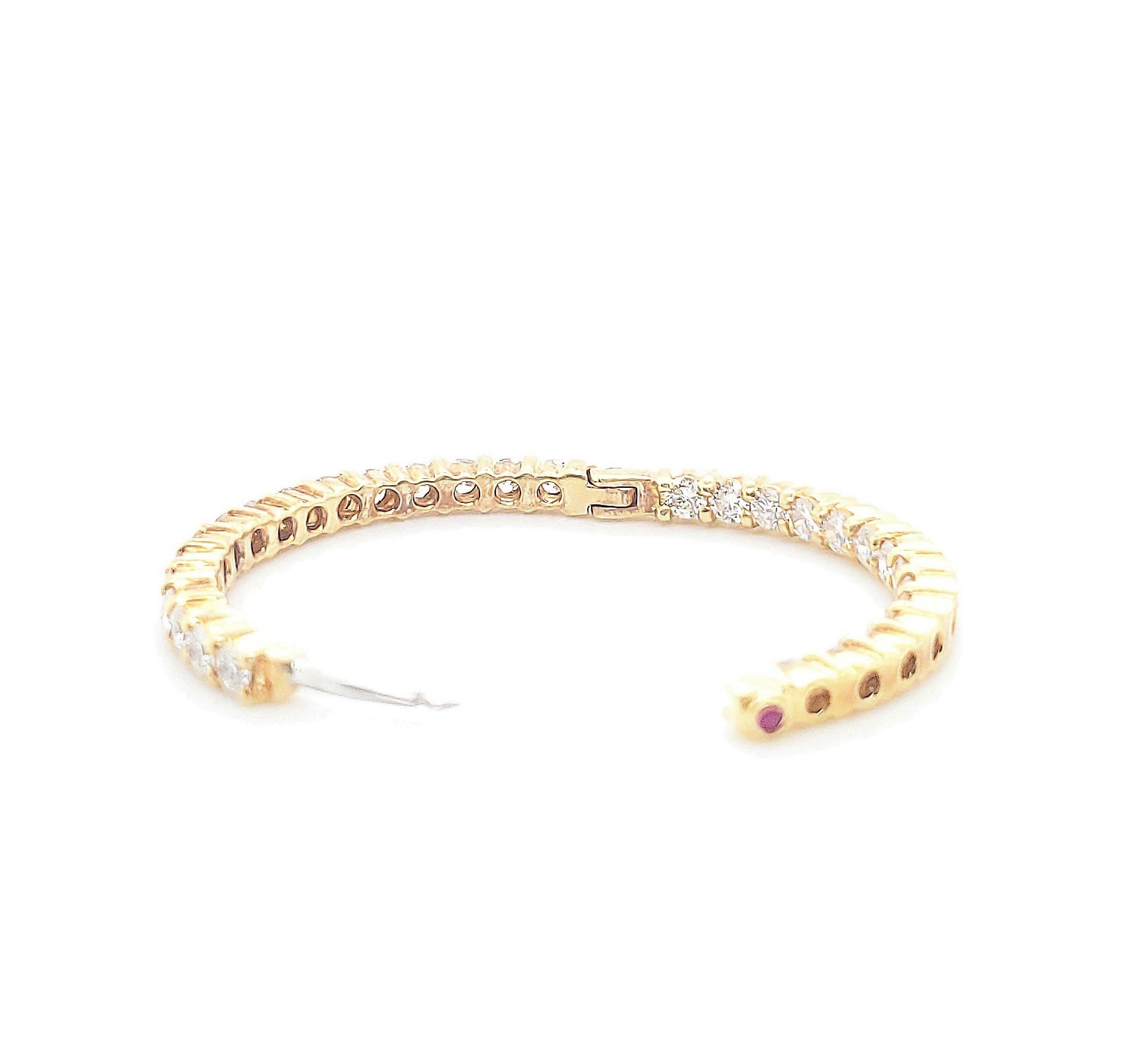 Women's or Men's Roberto Coin Gold Diamond Earrings