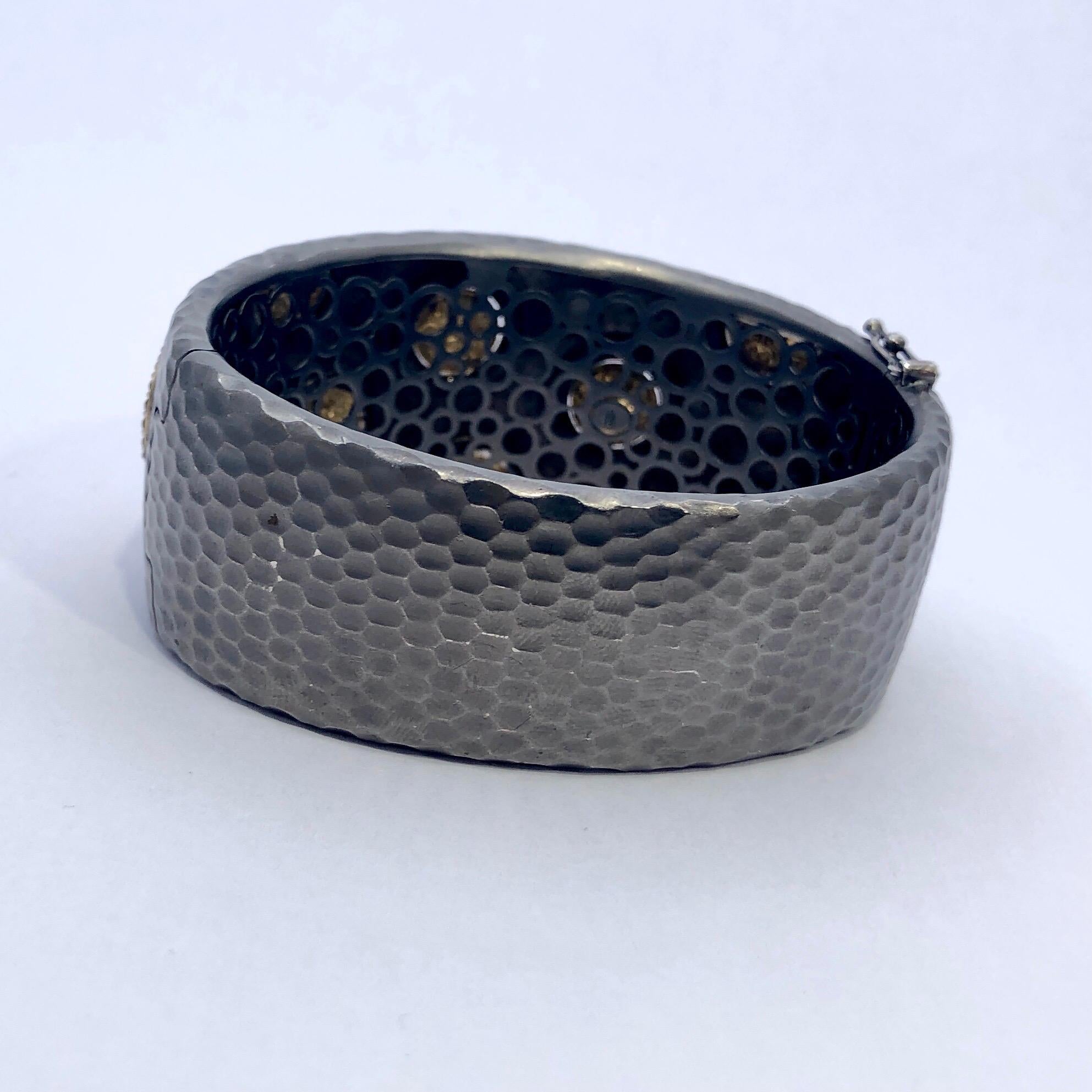 Roberto Coin Hammered Cuff Bracelet with Gold Motifs and Diamonds 1