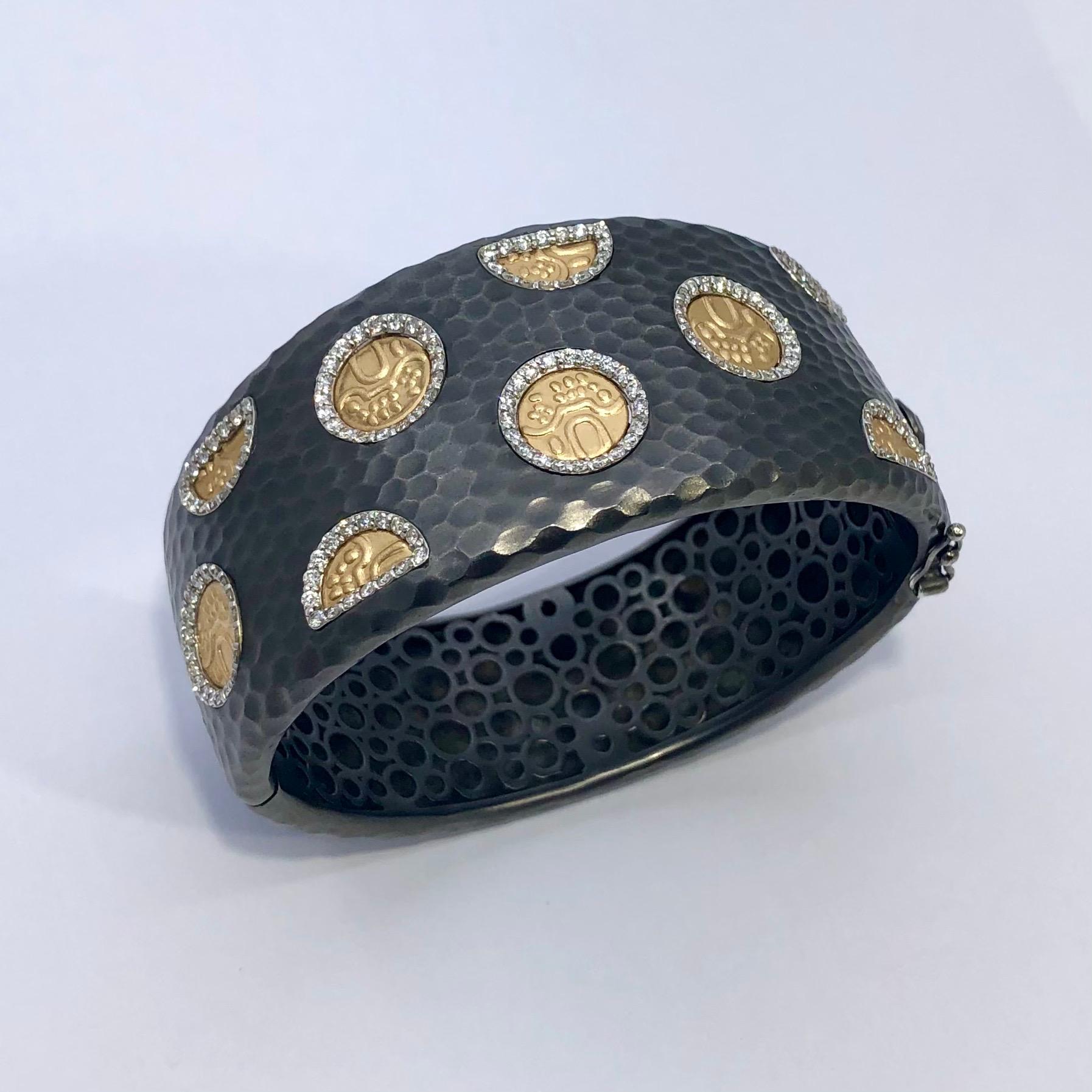 Roberto Coin Hammered Cuff Bracelet with Gold Motifs and Diamonds 3