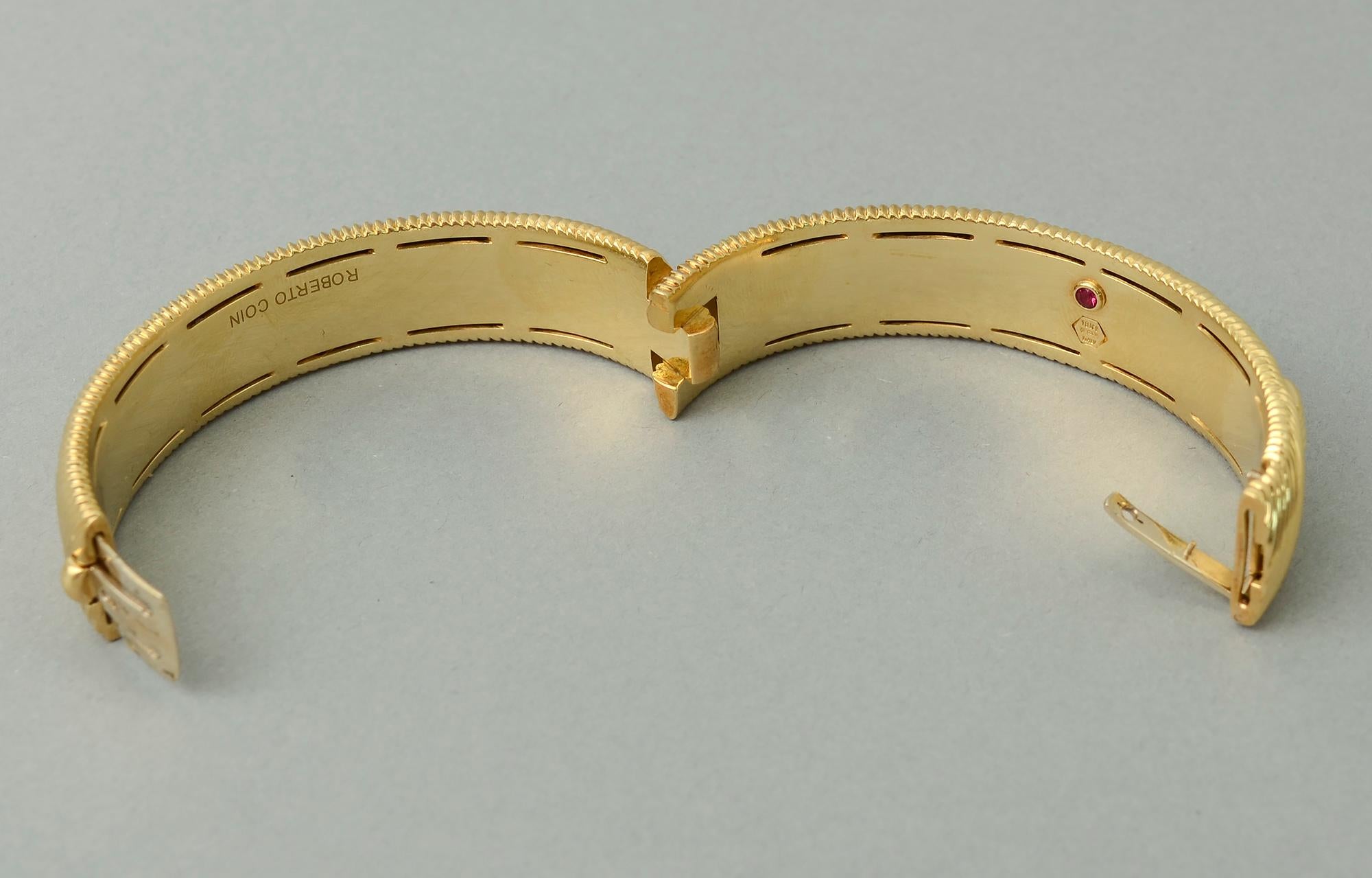 Modern Roberto Coin Hinged Gold Bangle Bracelet