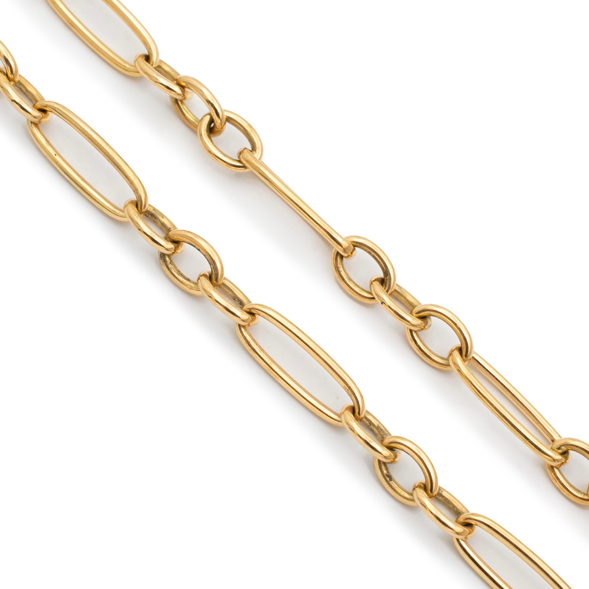 Brand: Roberto Coin

Gender: Ladies

Metal Type: 18K Yellow Gold

Length: 18.00 Inches

Weight: 16.27 grams

Roberto Coin polished 18K yellow gold cable link chain. Engraved with 