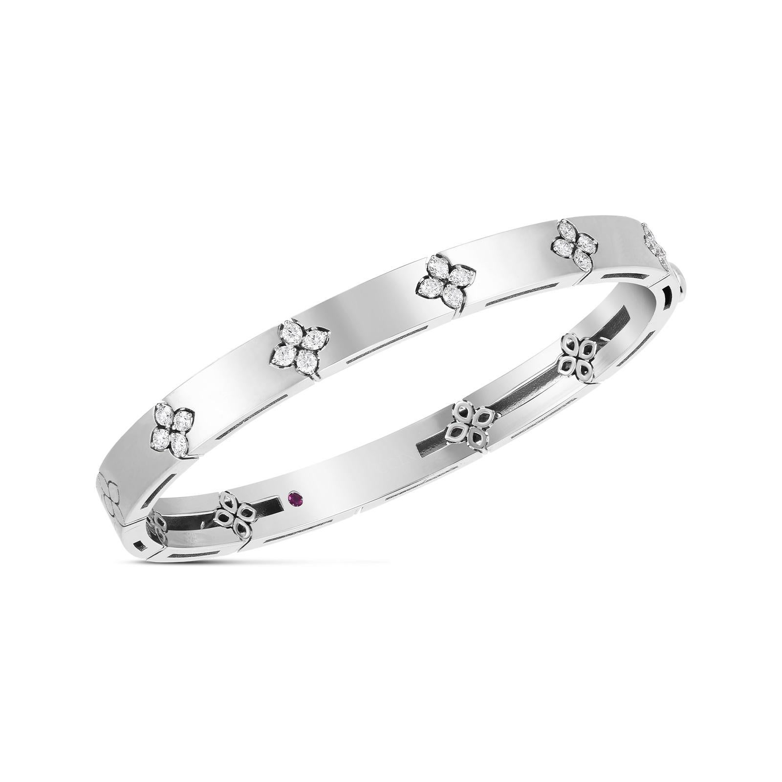 Roberto Coin Love In Verona Bangle con diamanti a media larghezza 8882968AWBAX In condizioni Nuovo in vendita a Wilmington, DE