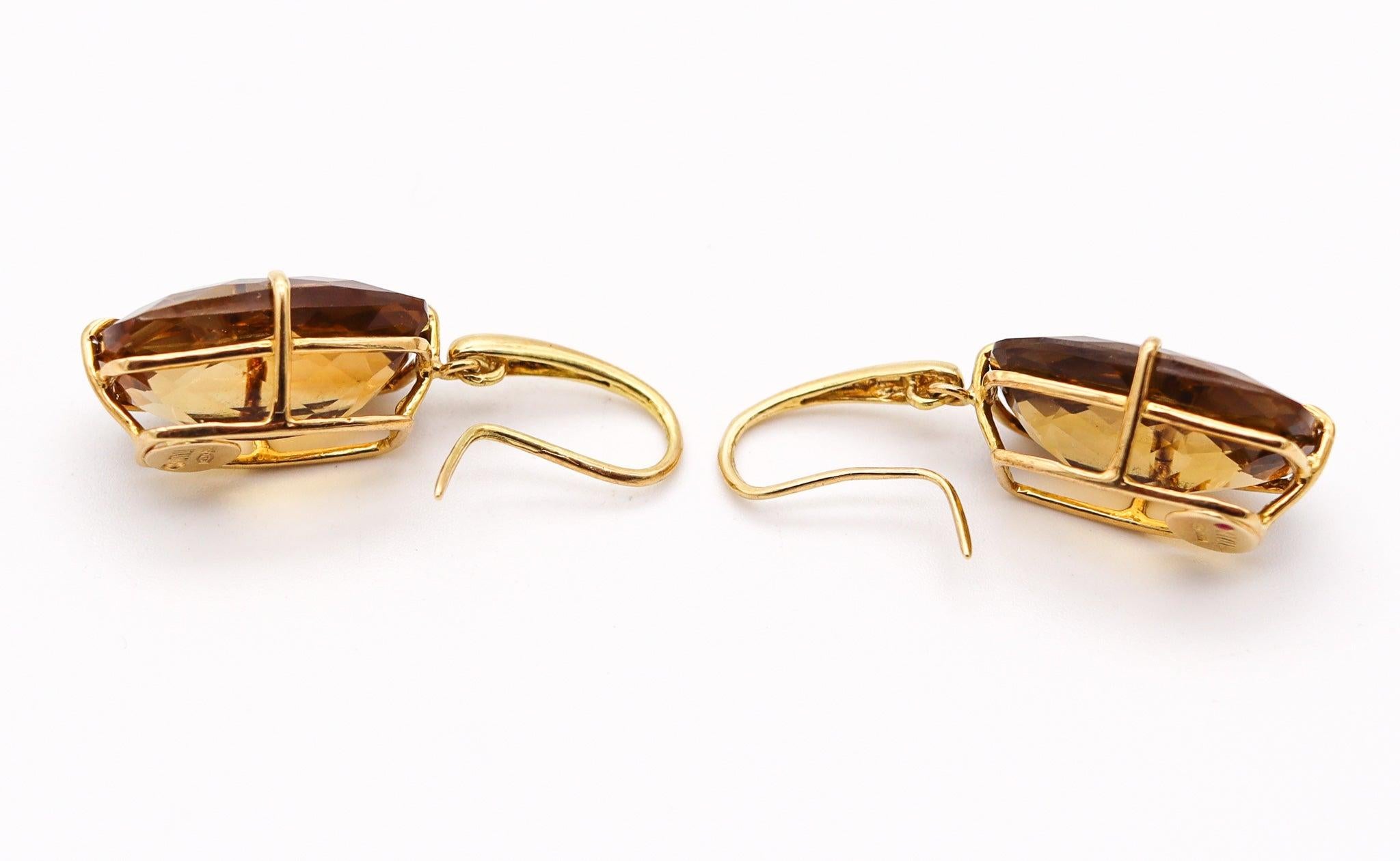 ROBERTO COIN Orecchini pendenti moderni in oro 18Kt con quarzo fumé da 47,98 Ctw In condizioni ottime in vendita a Miami, FL