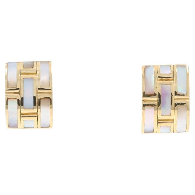Roberto Coin Mother of Pearl Short Curved Drop Earrings - Yellow Gold 18k Inlay For Sale