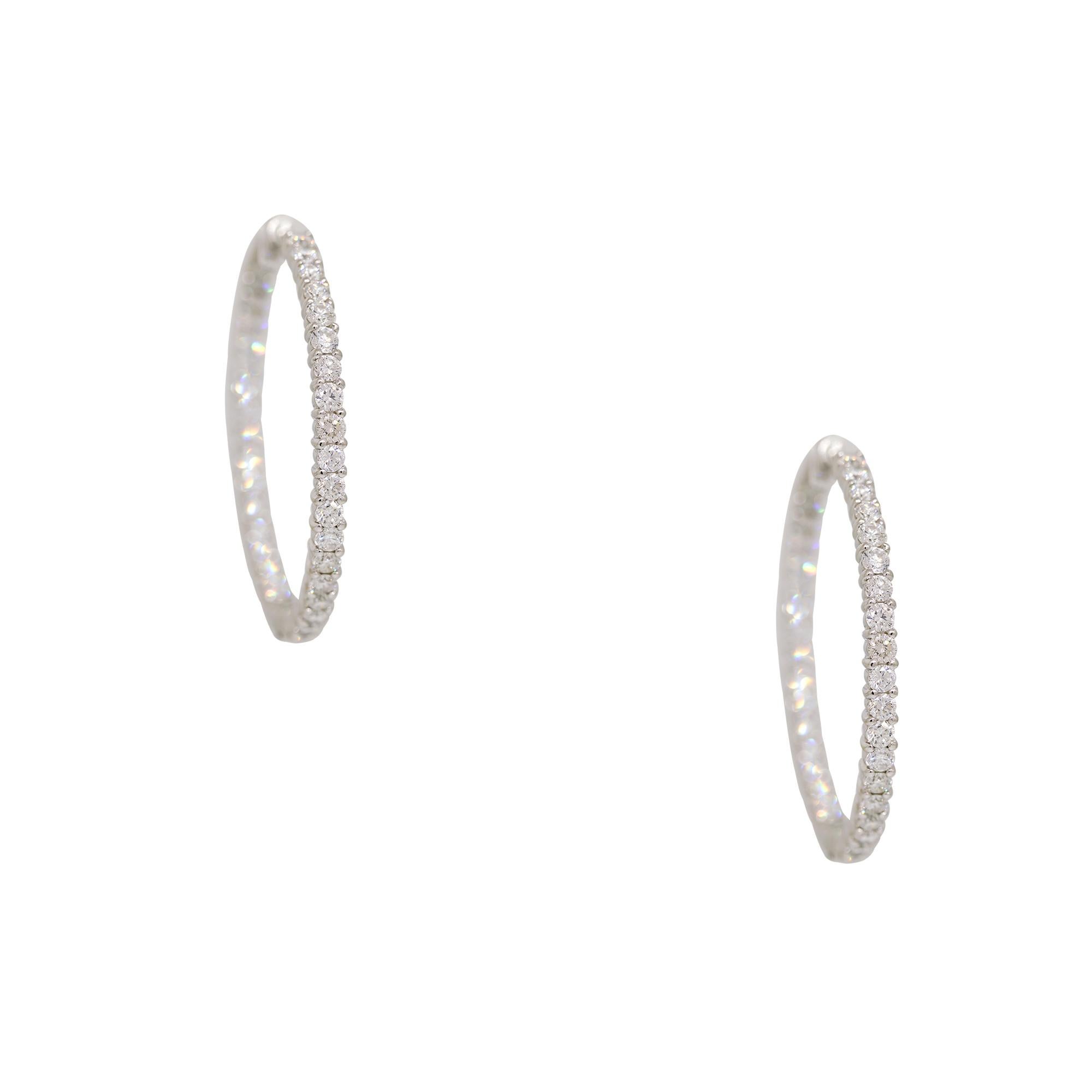 Roberto Coin Natural 3.43 Carat Diamond 18-Karat Hoop Earrings In Stock In Excellent Condition In Boca Raton, FL