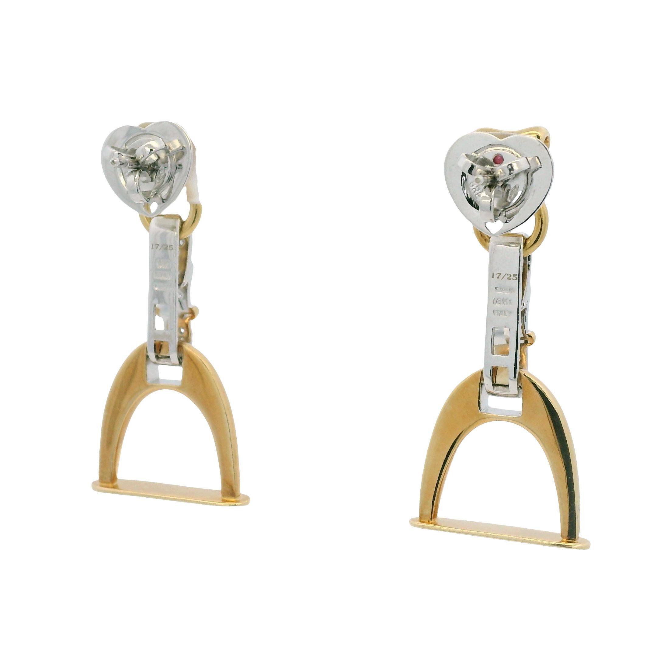 Roberto Coin Boucles d'oreilles étrier de mors de cheval en diamant naturel 18 carats En stock en vente 2