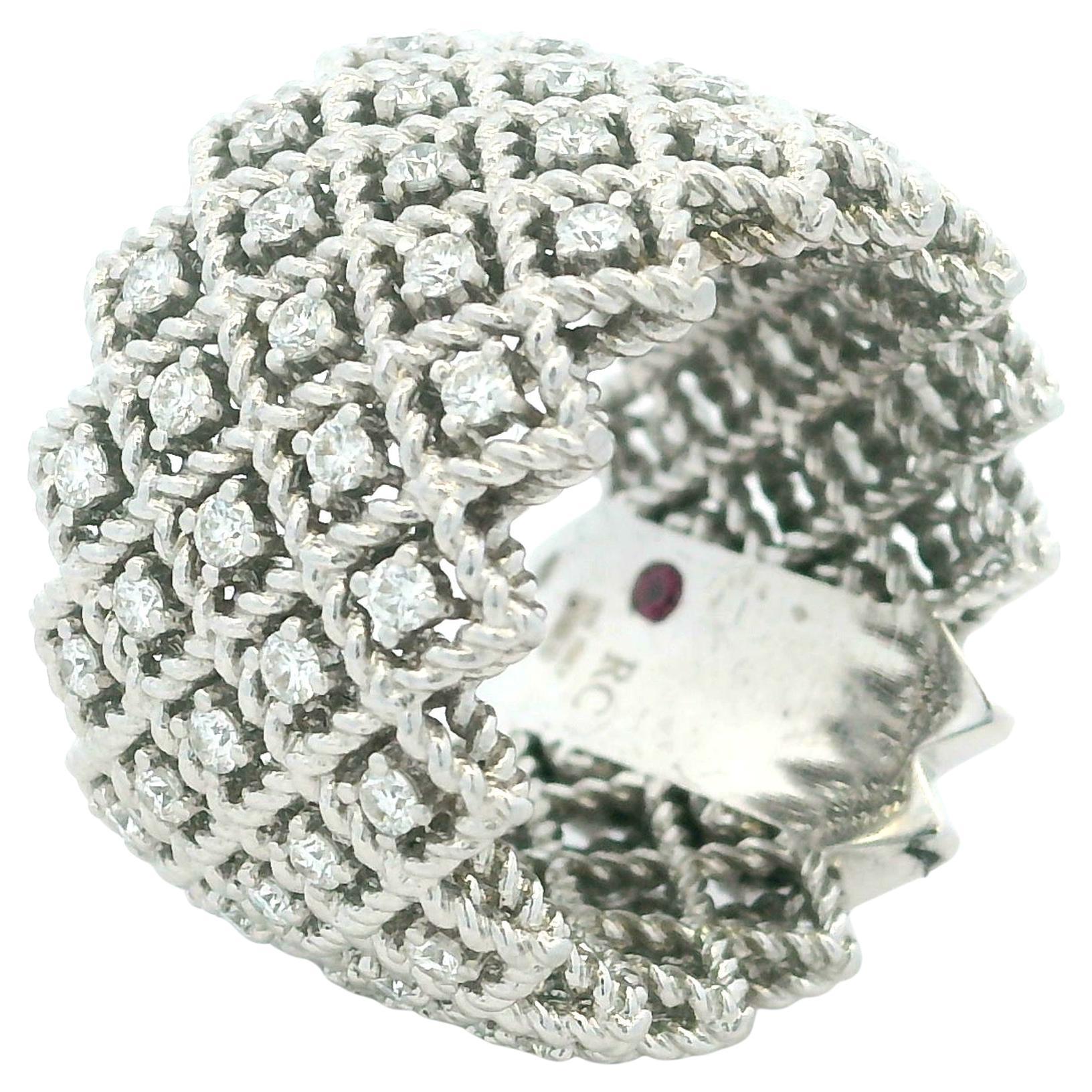Taglio rotondo Roberto Coin New Barocco Diamond Cigar Band Anello in oro bianco 18 carati in vendita