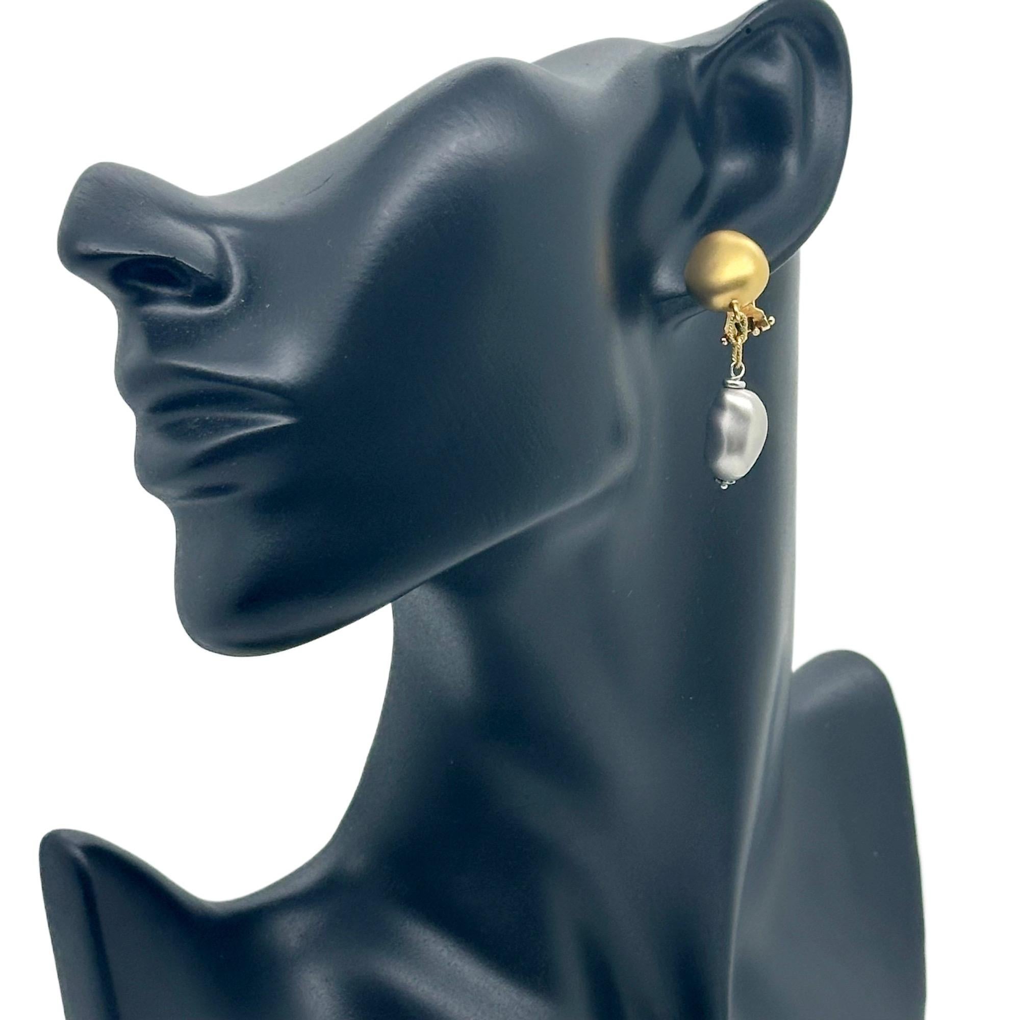 Women's or Men's Roberto Coin Nugget Collection Drop Earrings Two-Toned 18kt Yellow & White Gold For Sale
