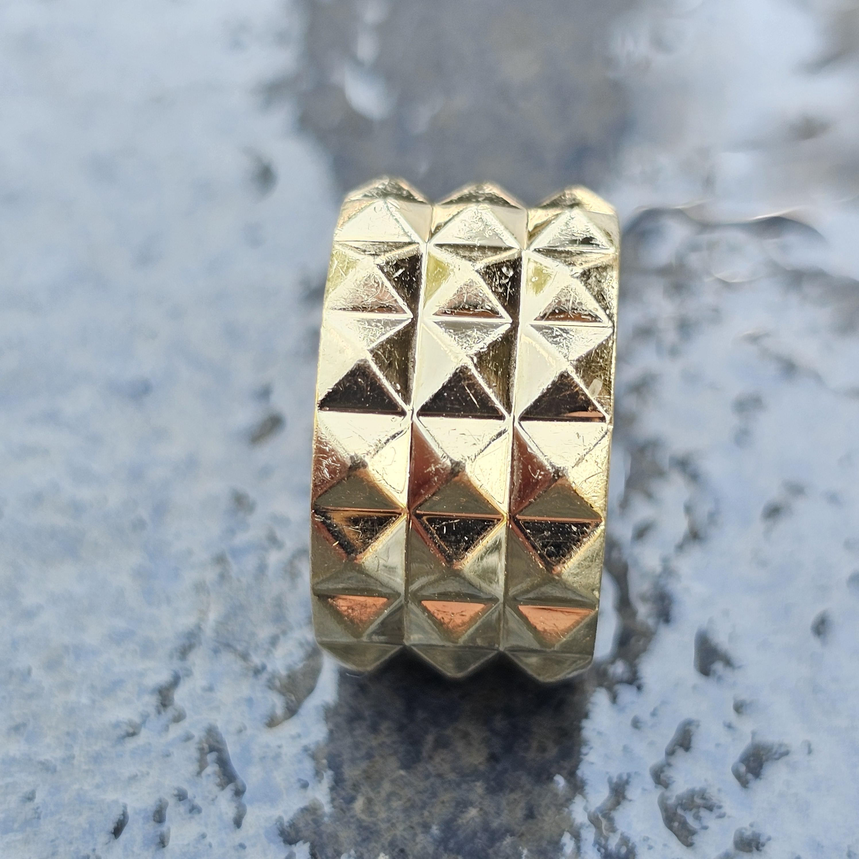 Robert Coin Obelisco 3 Triple Row Wide Band 18k Yellow Gold sz 6.75 10.4g 12mm Bon état - En vente à Northbrook, IL