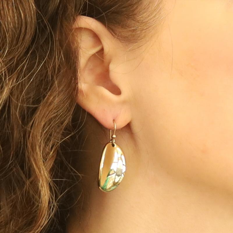 Roberto Coin - Orecchini pendenti ovali a soffietto Orecchini pendenti - Oro giallo 18 carati - Traforati In condizioni ottime in vendita a Greensboro, NC