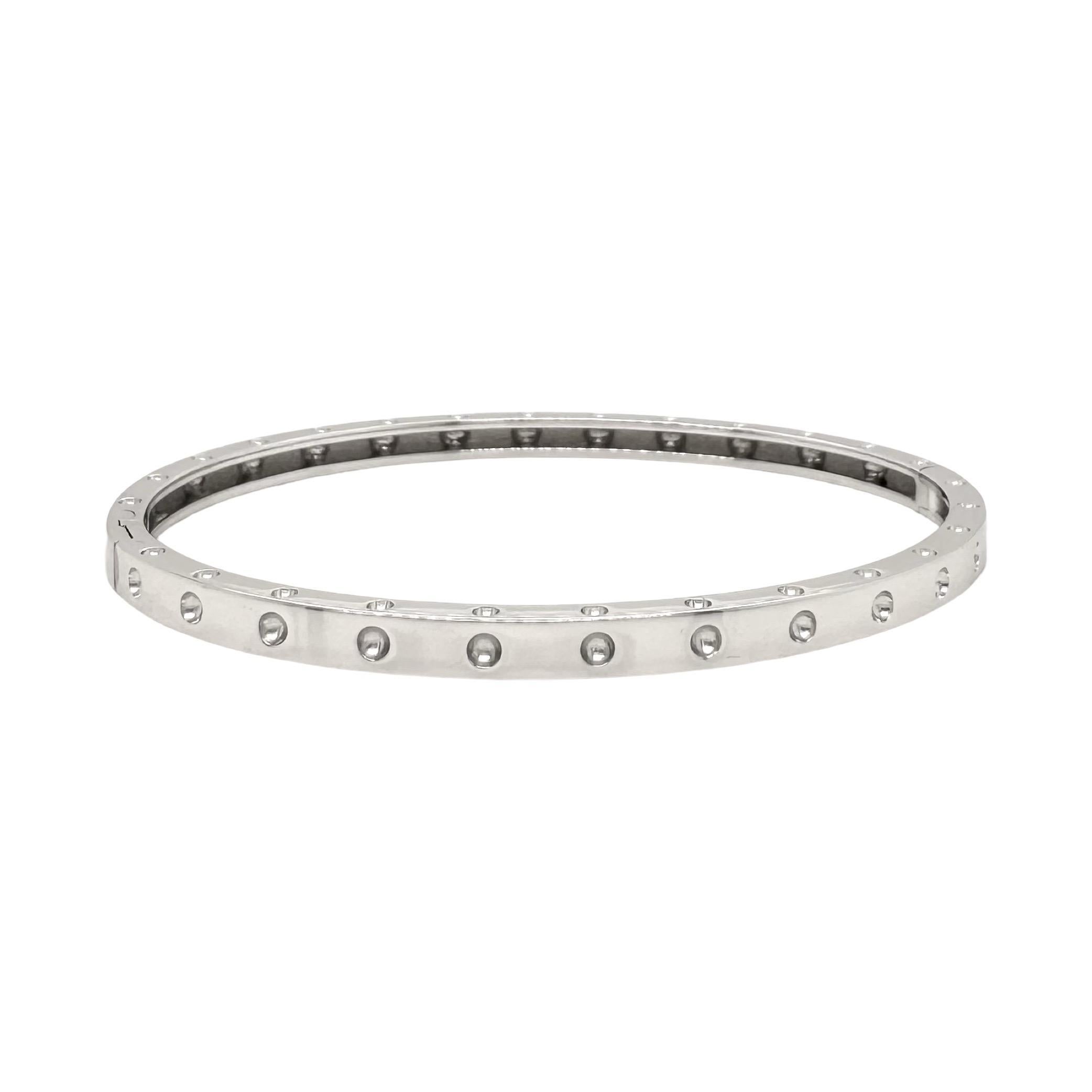 Roberto Coin Pois Moi Oval Bangle Bracelet in 18k White Gold 3