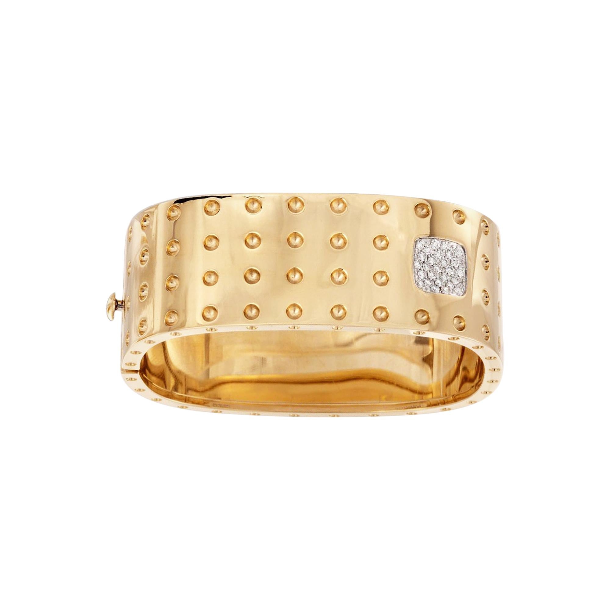 Roberto Coin Pois Moi Yellow Gold and Diamond Bangle Bracelet