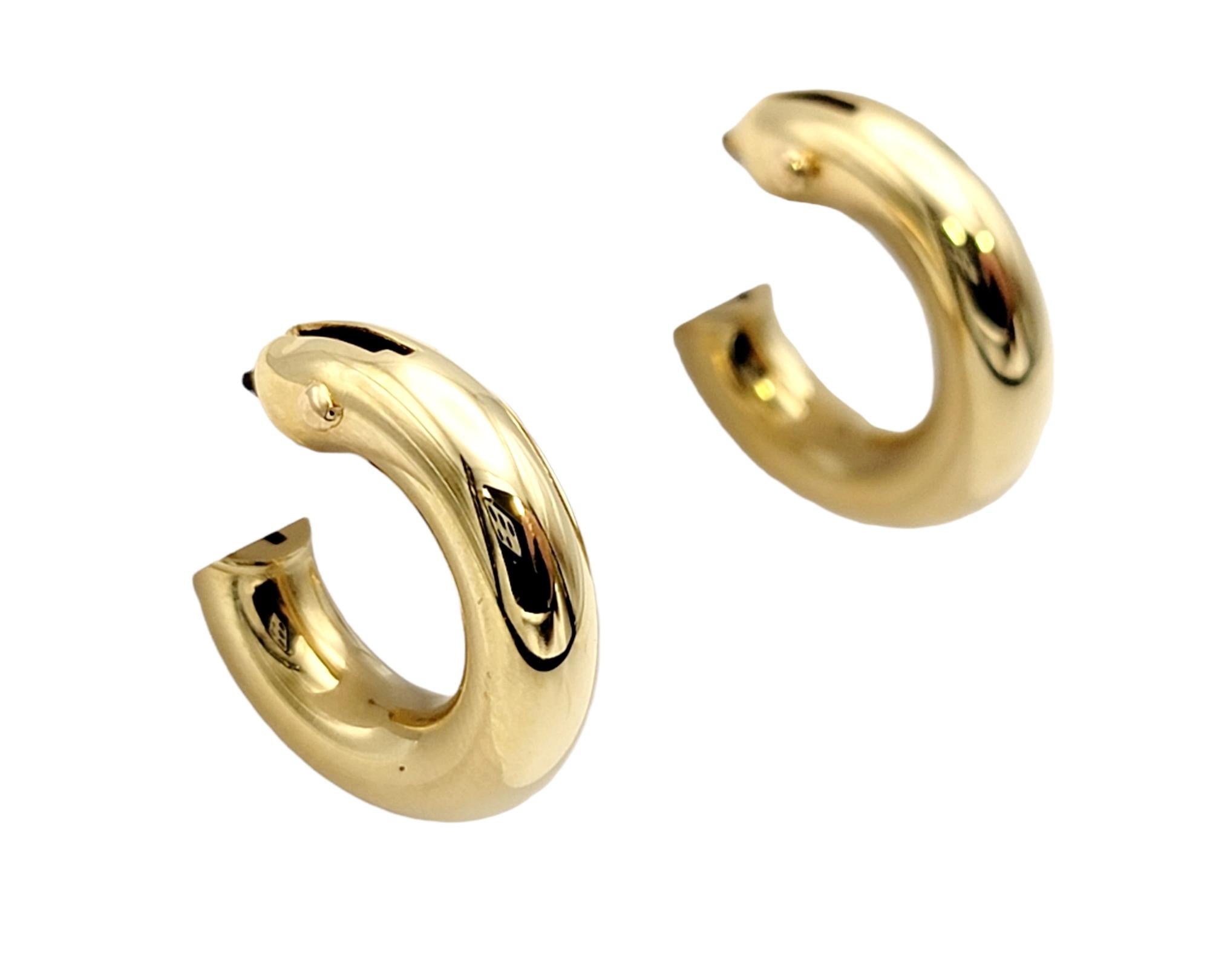 These simple yet elegant Roberto Coin hoop earrings are classic in style, can be dressed up or down, and coordinate with just about everything, making them a perfect everyday piece. We will include the original Roberto Coin satin travel pouch.