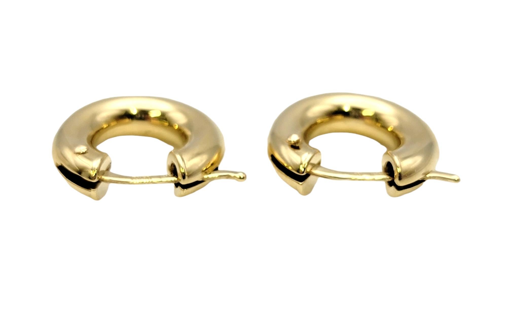 Roberto Coin Polished 18 Karat Yellow Gold Small Hoop Pierced Earrings 2