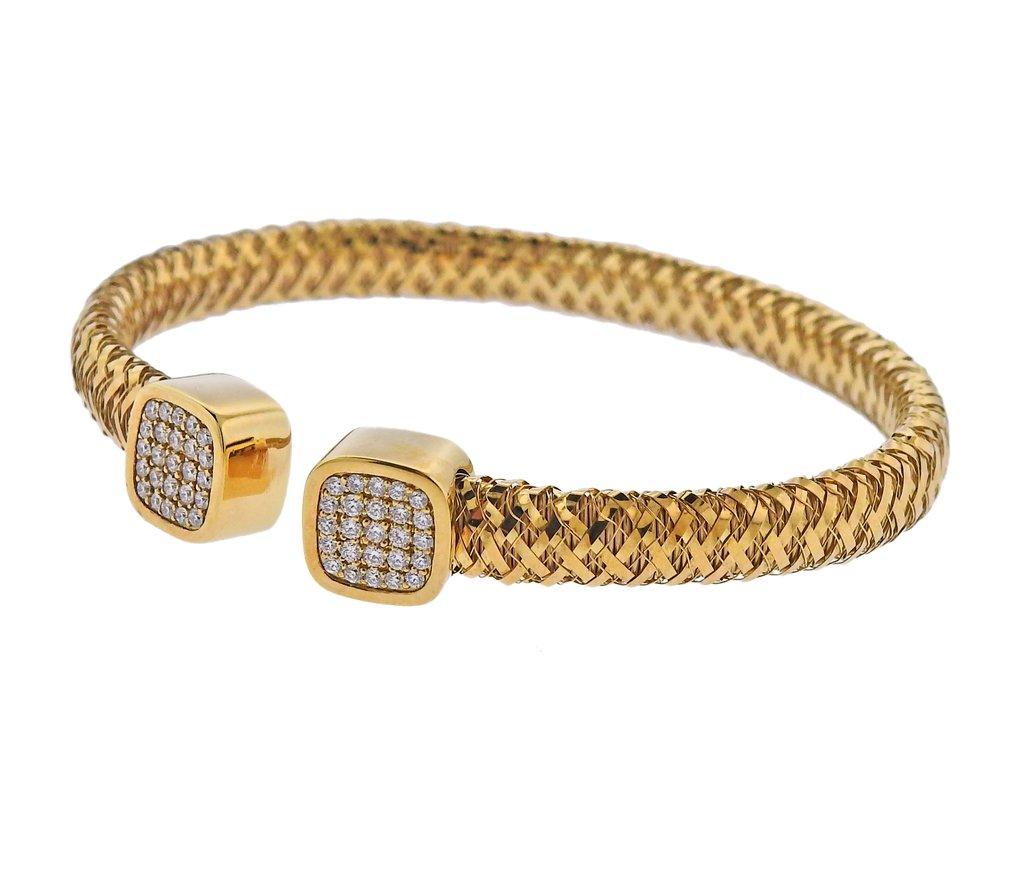 New Primavera 18k yellow gold flexible bracelet by Roberto Coin with approx. 0.50ctw in G/VS diamonds. Retail $3800. Comes with box. Measurements - Bracelet will fit approx. 7