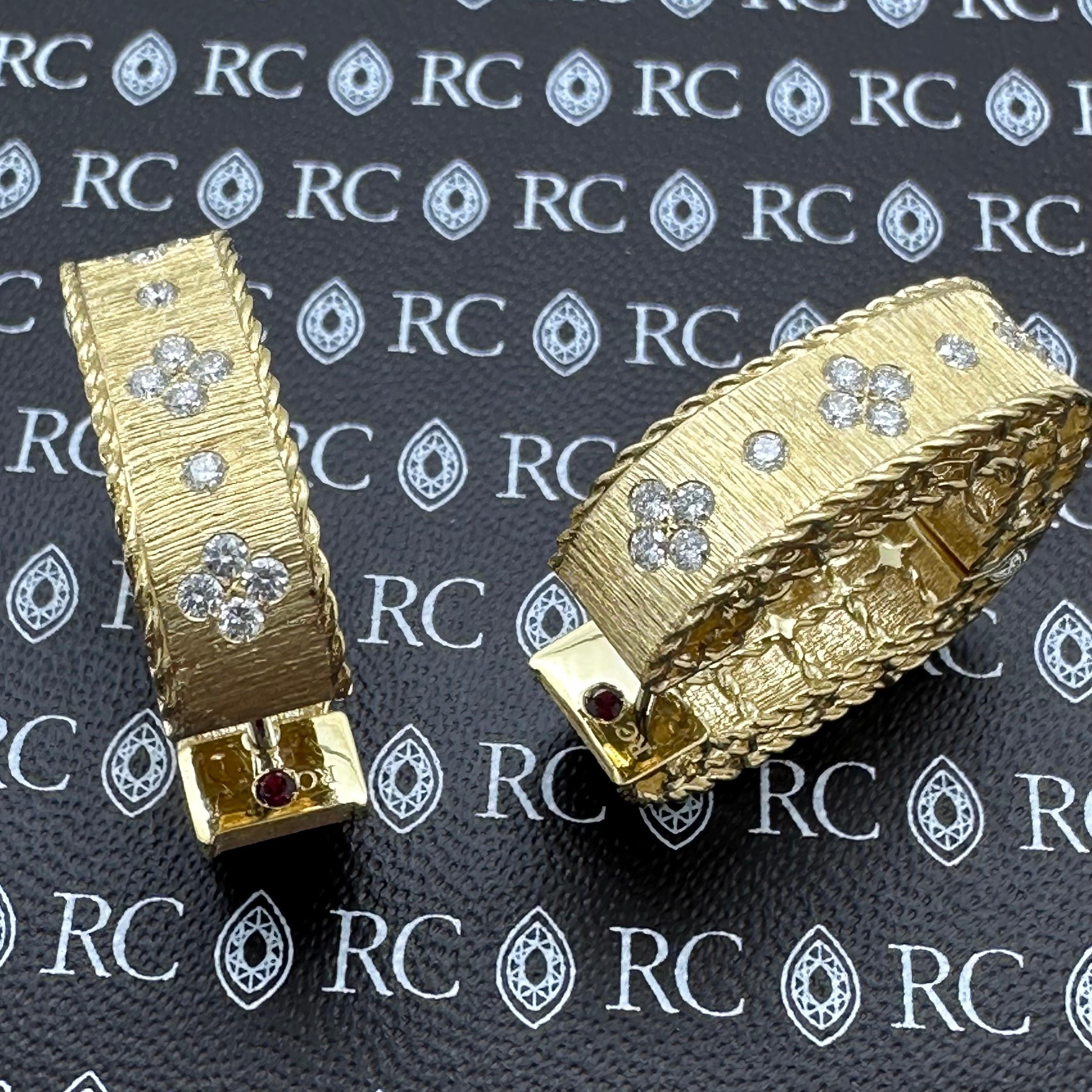 Roberto Coin Princesse Collective Diamant 18kt Satin Square Hoop Earrings en vente 2