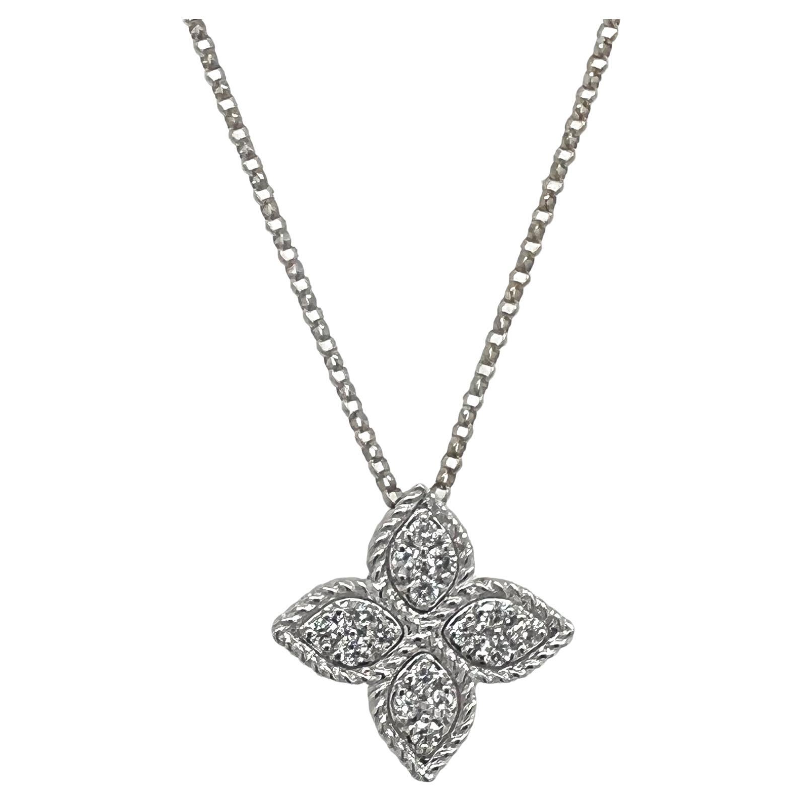 18 Karat Yellow Gold Pendant Necklace 