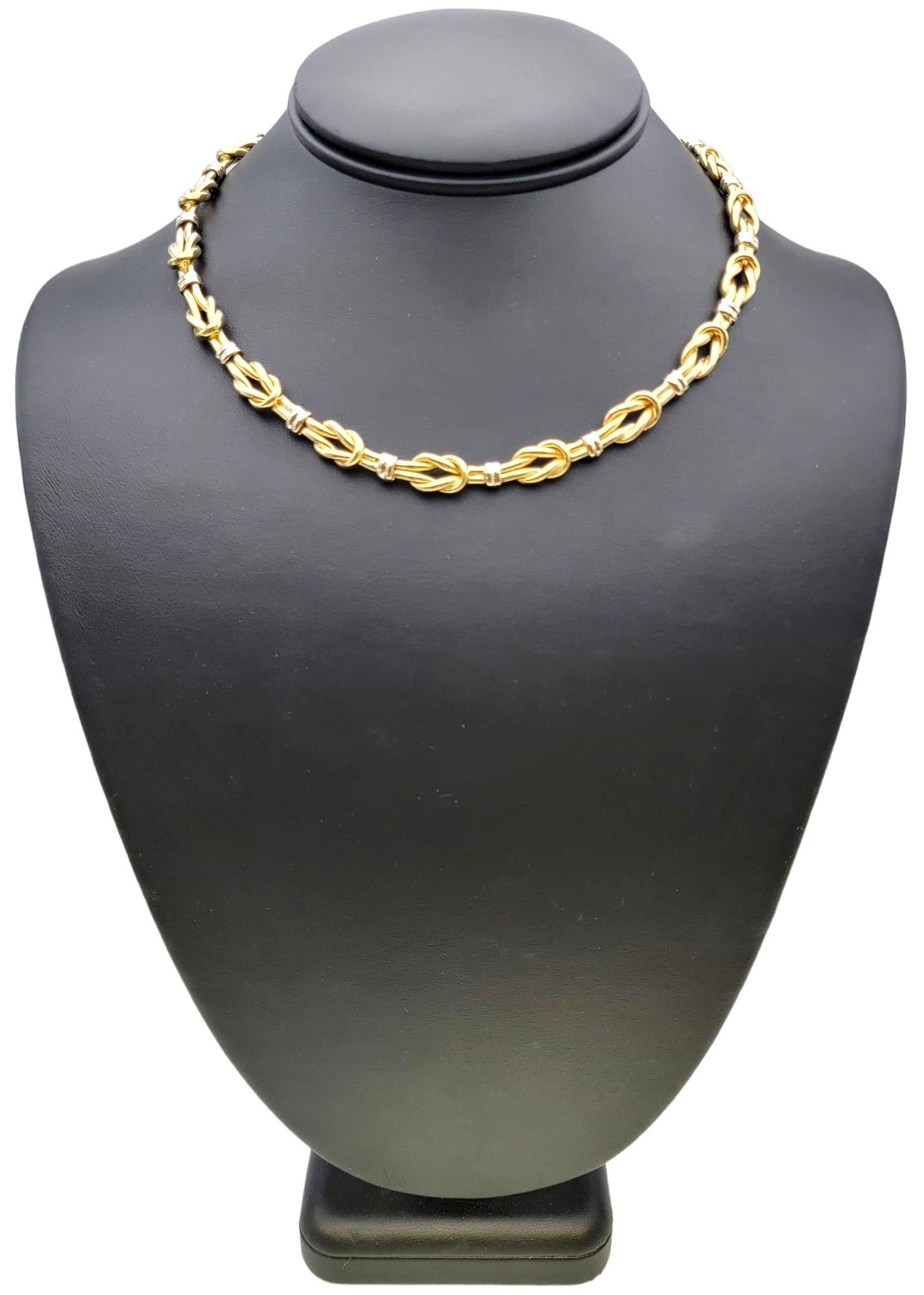 Roberto Coin Reef Knot Two-Tone Polished 18 Karat Gold Collar Necklace  For Sale 8
