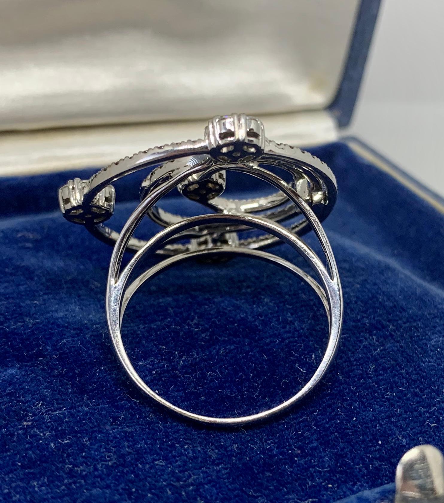 Roberto Coin Anillo Diamante Blanco Negro Raro Motivo Círculo Oro Blanco 18 Kilates en venta 7